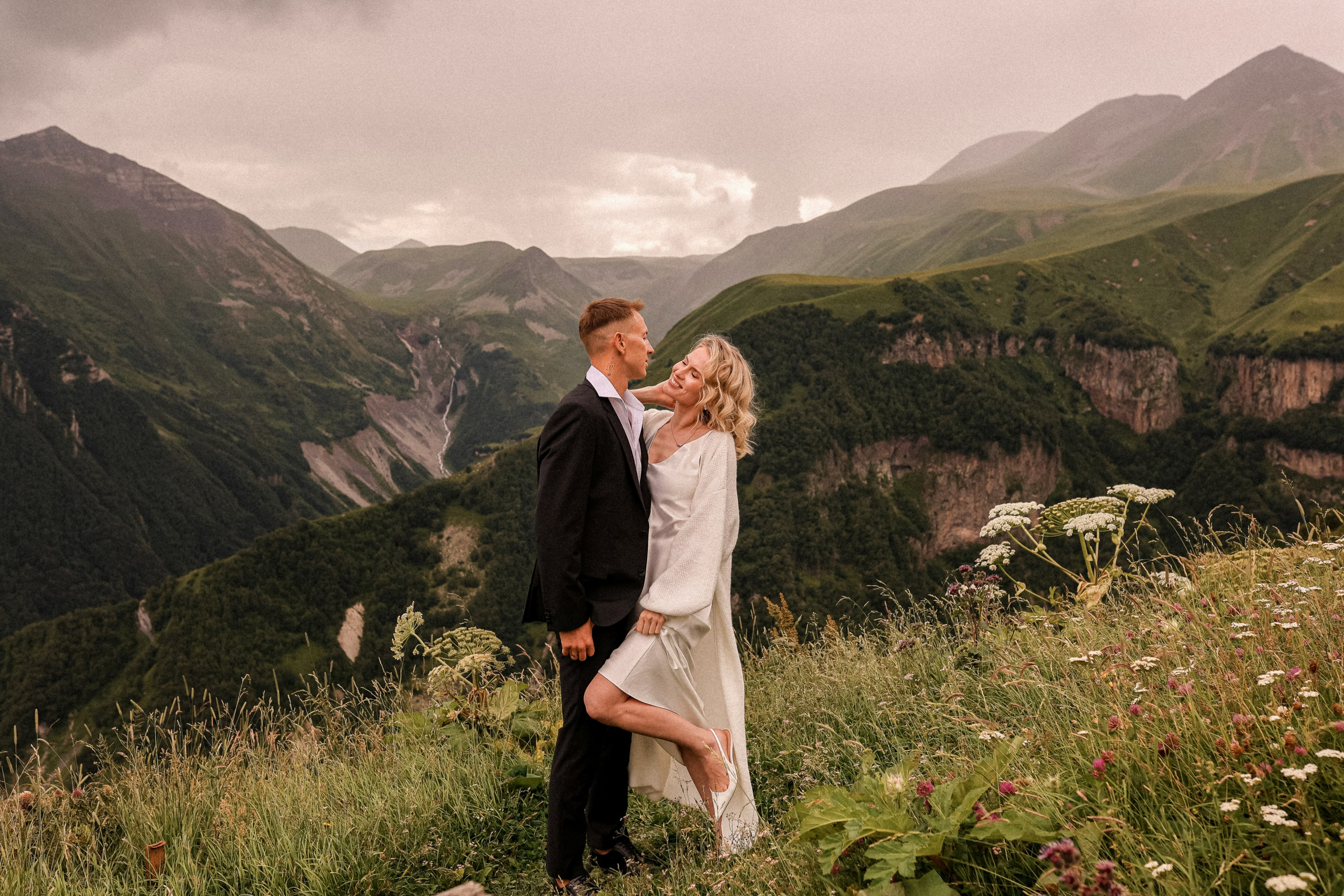 Wedding in the mountains. Свадебный, семейный и детский фотограф в Беларуси и за ее пределами