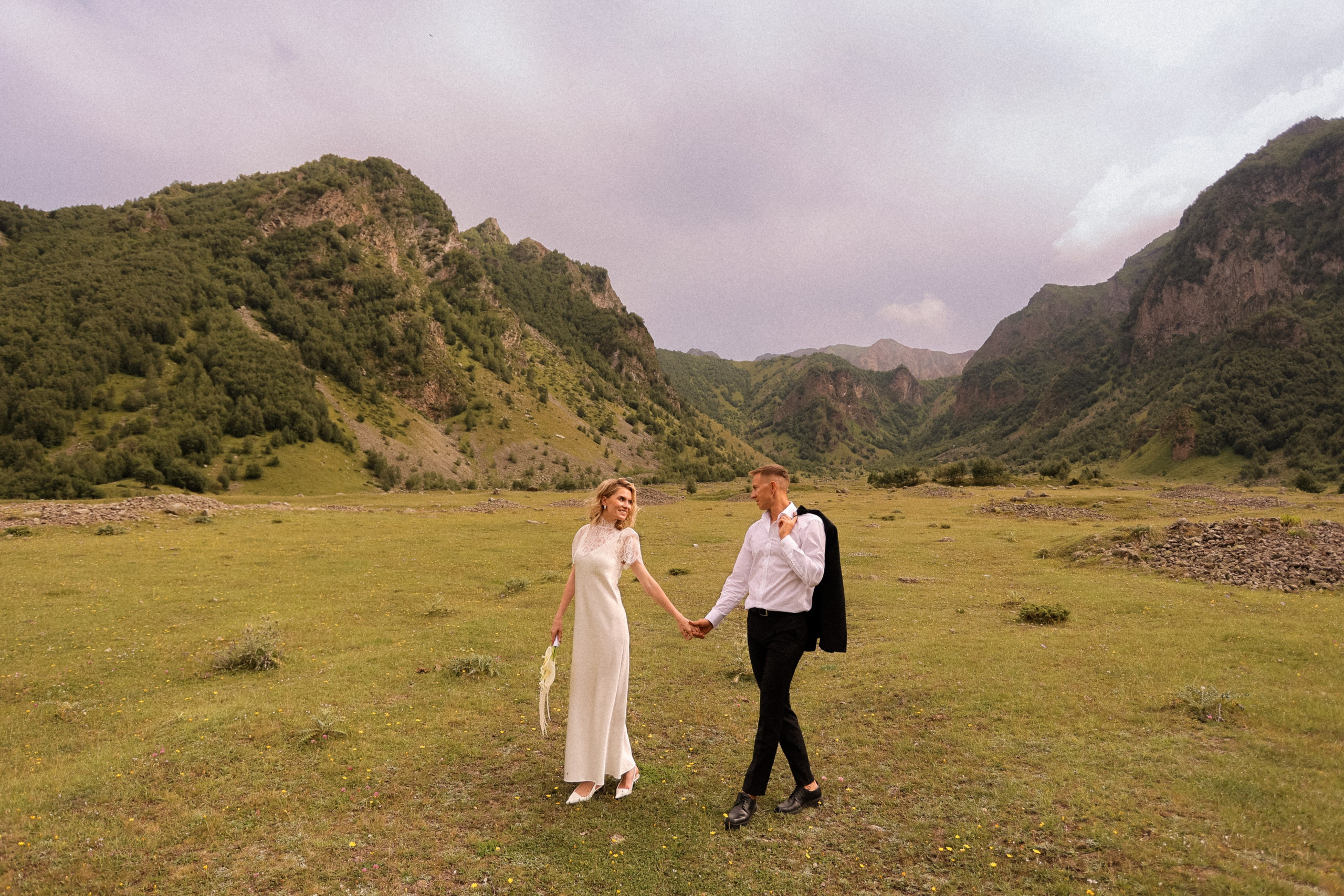Wedding in the mountains. Свадебный, семейный и детский фотограф в Беларуси и за ее пределами