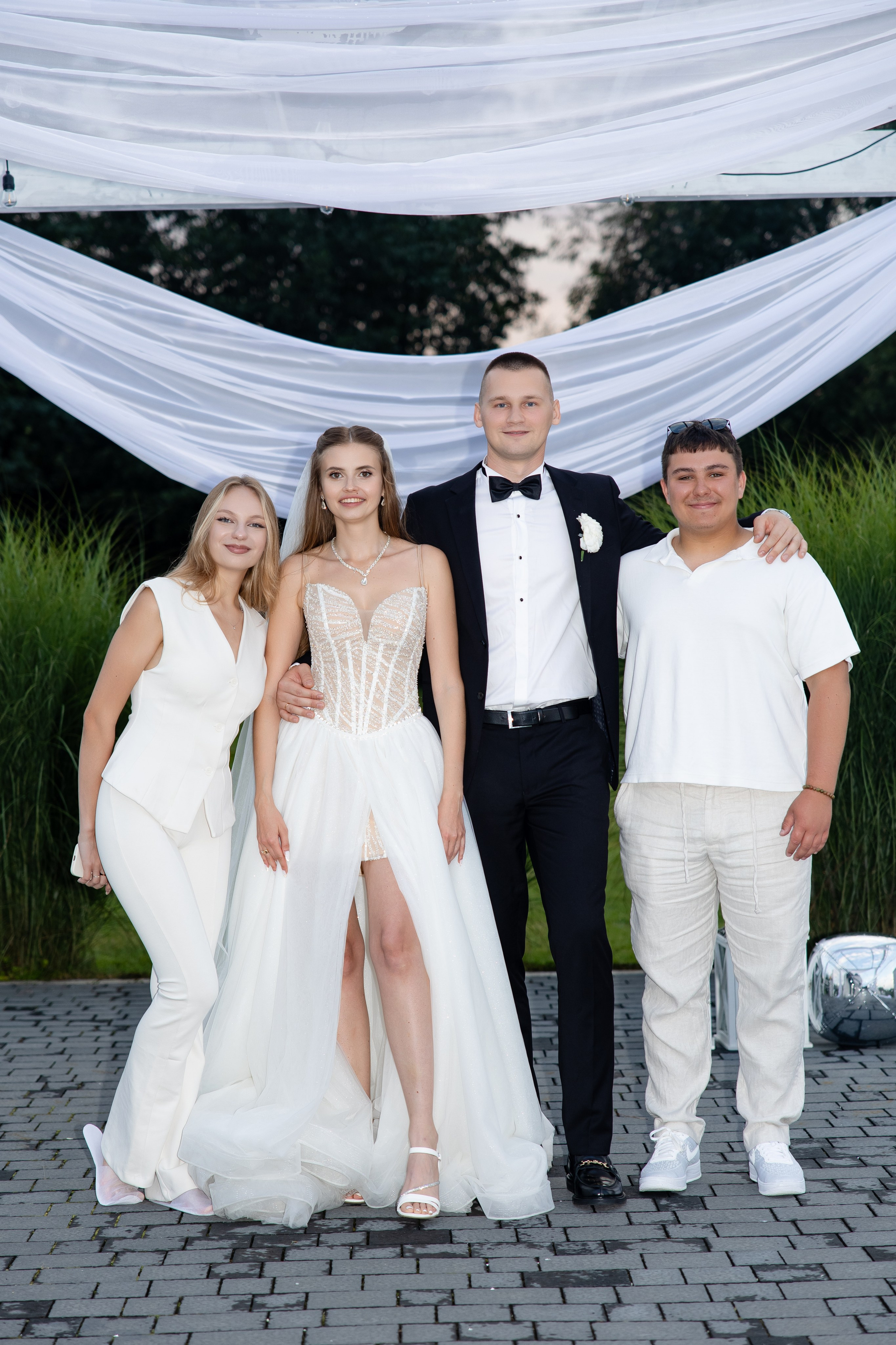 Артур + Анастасія. Весільний, сімейний фотограф Варшава