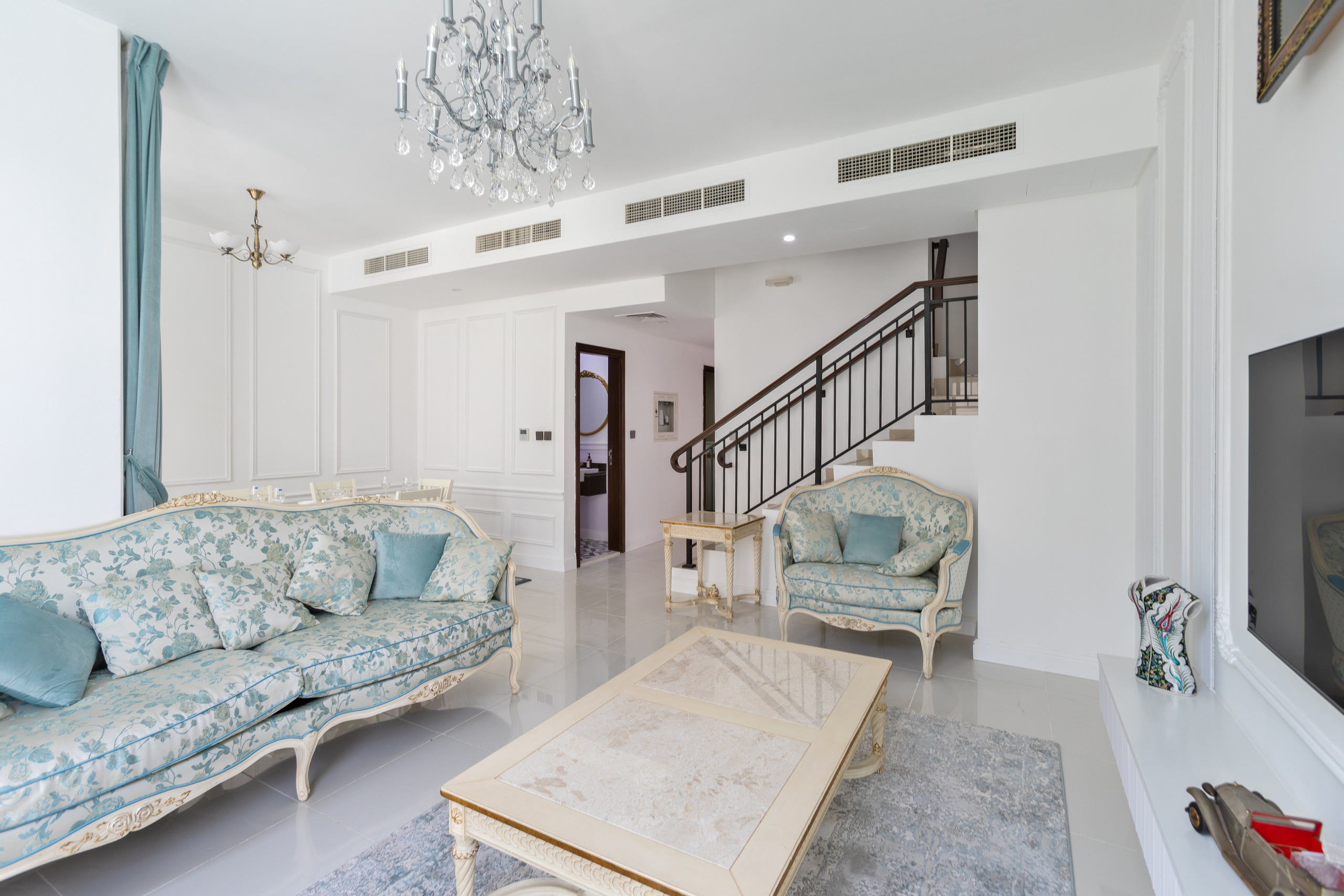 Pacifica Villa. Samy Mar Boy │Portrait, Automotive and Real Estate Photographer