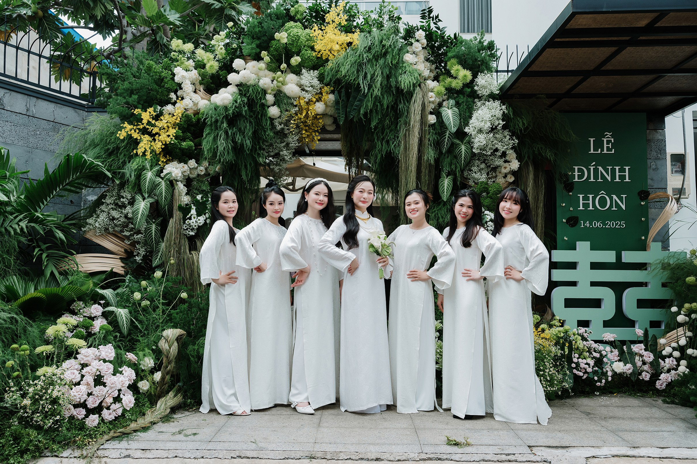 Engagement | NHI + LUAN & LINH + QUY. Saigon Wedding Present | Art Beyond Moments