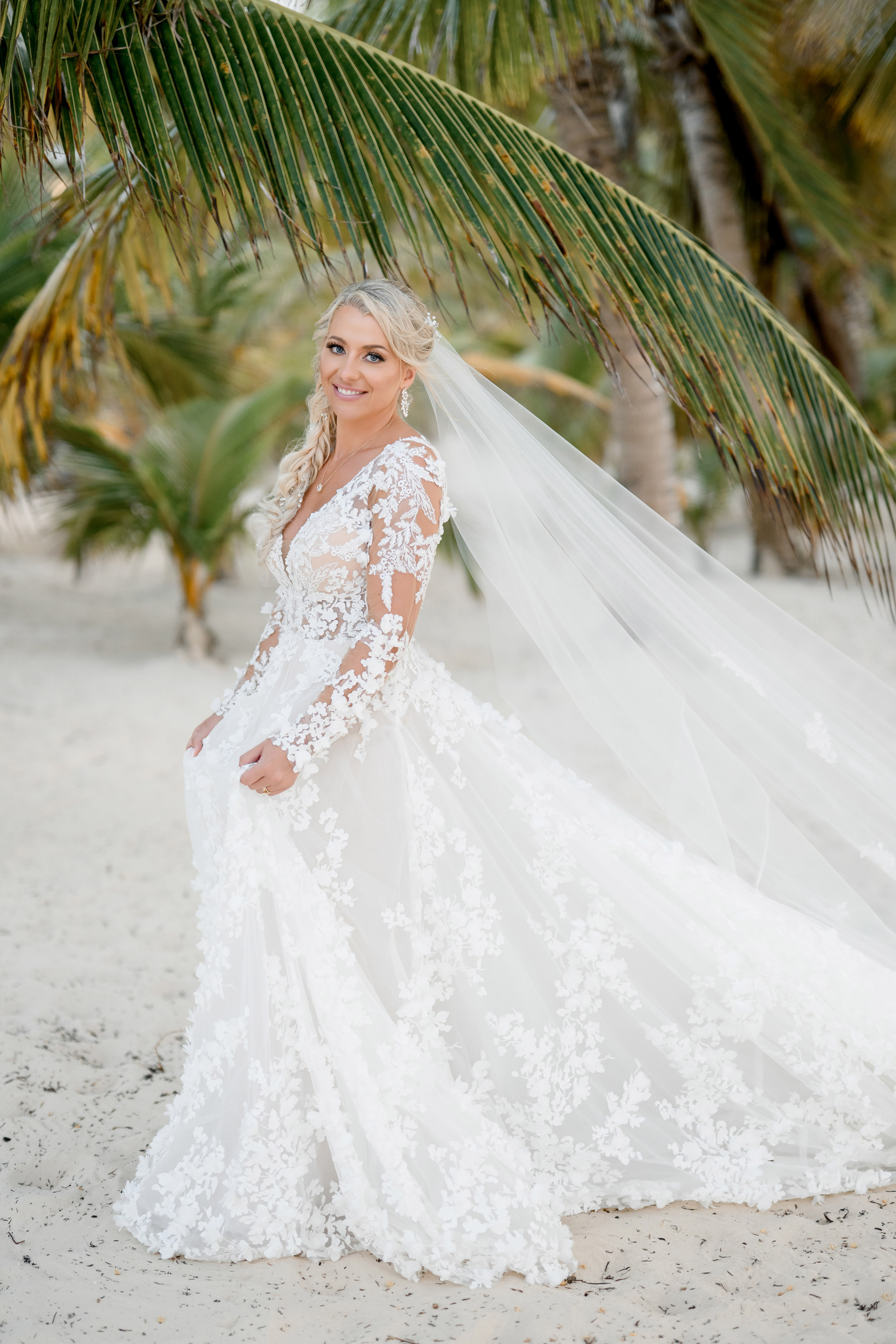 Matt and Kate wedding at Kukua