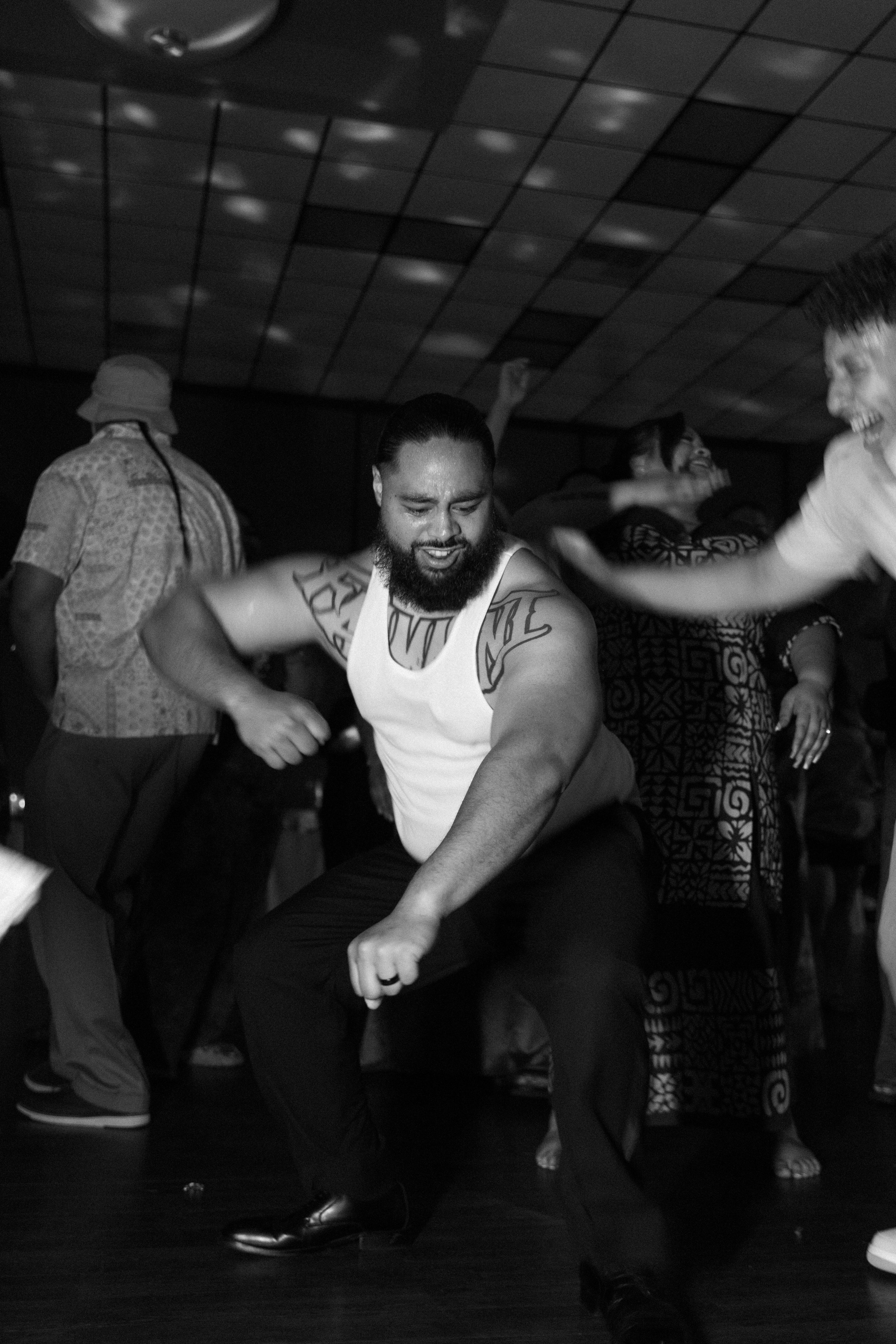 Arieta & Esmond: Polynesian Bliss and Love. Portrait, family, maternity & wedding photography & videography in SoCal Kseni Vibe