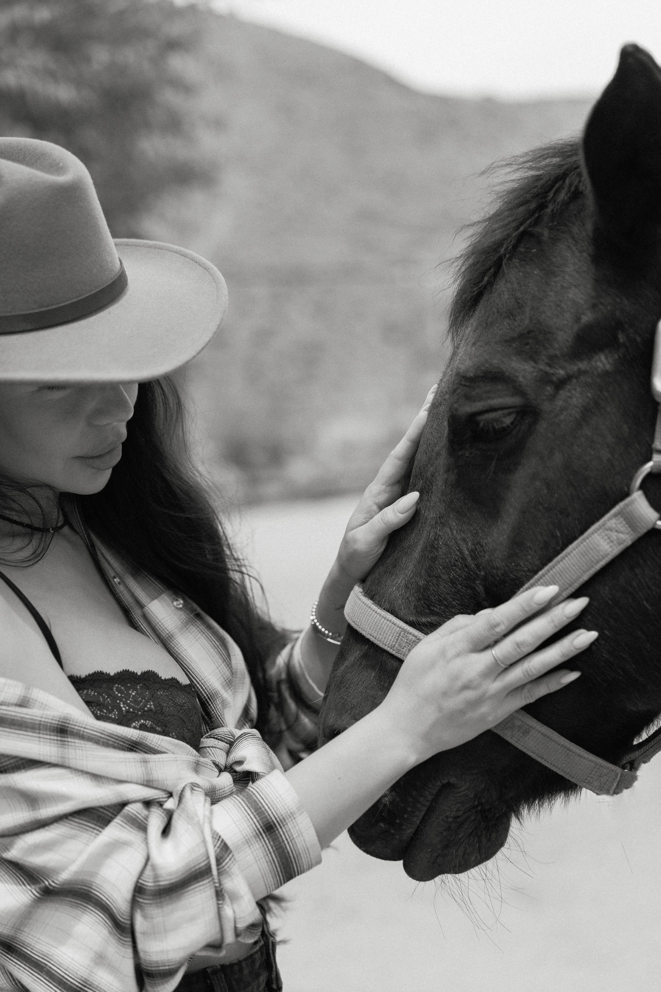 Wild West Rancho. Woman Photoshoot. Portrait, family, maternity & wedding photography & videography in SoCal Kseni Vibe