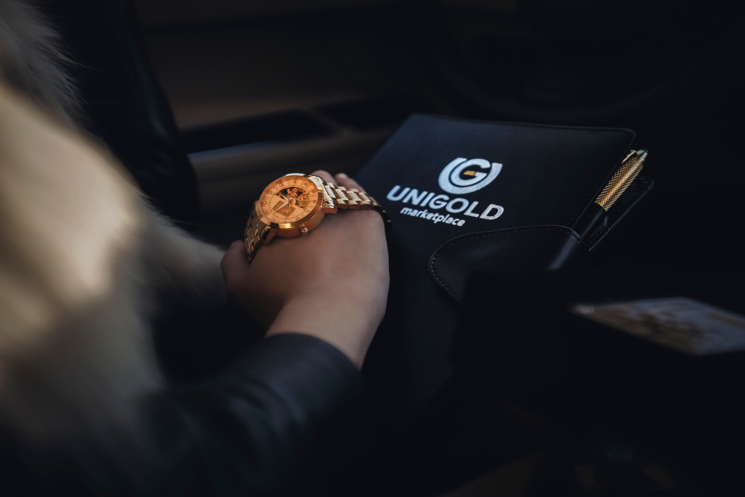 Branded pictures for Unigold