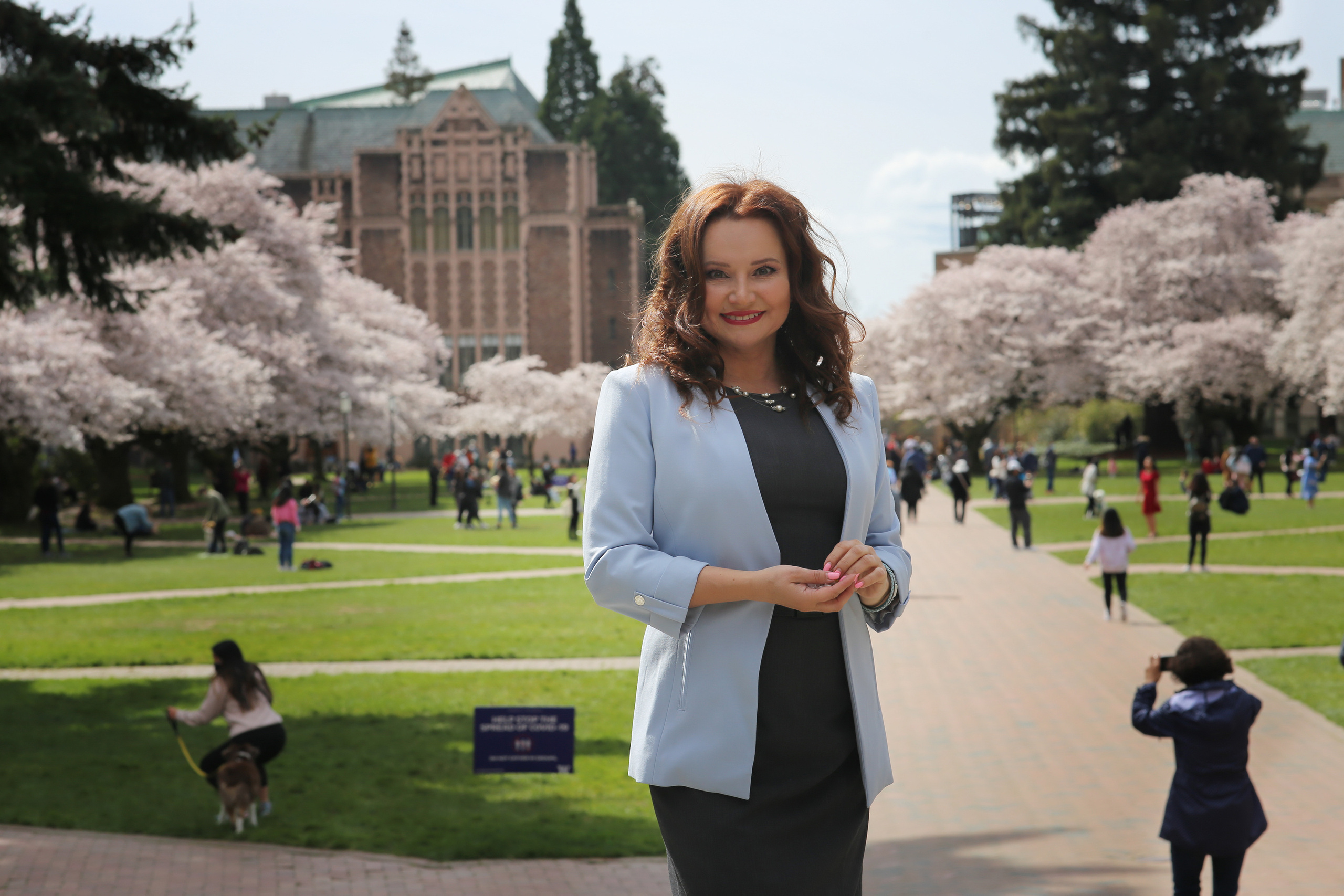 Cherry blossoms. YuAnna studio. Family & Kids Photographer in Seattle area, located in