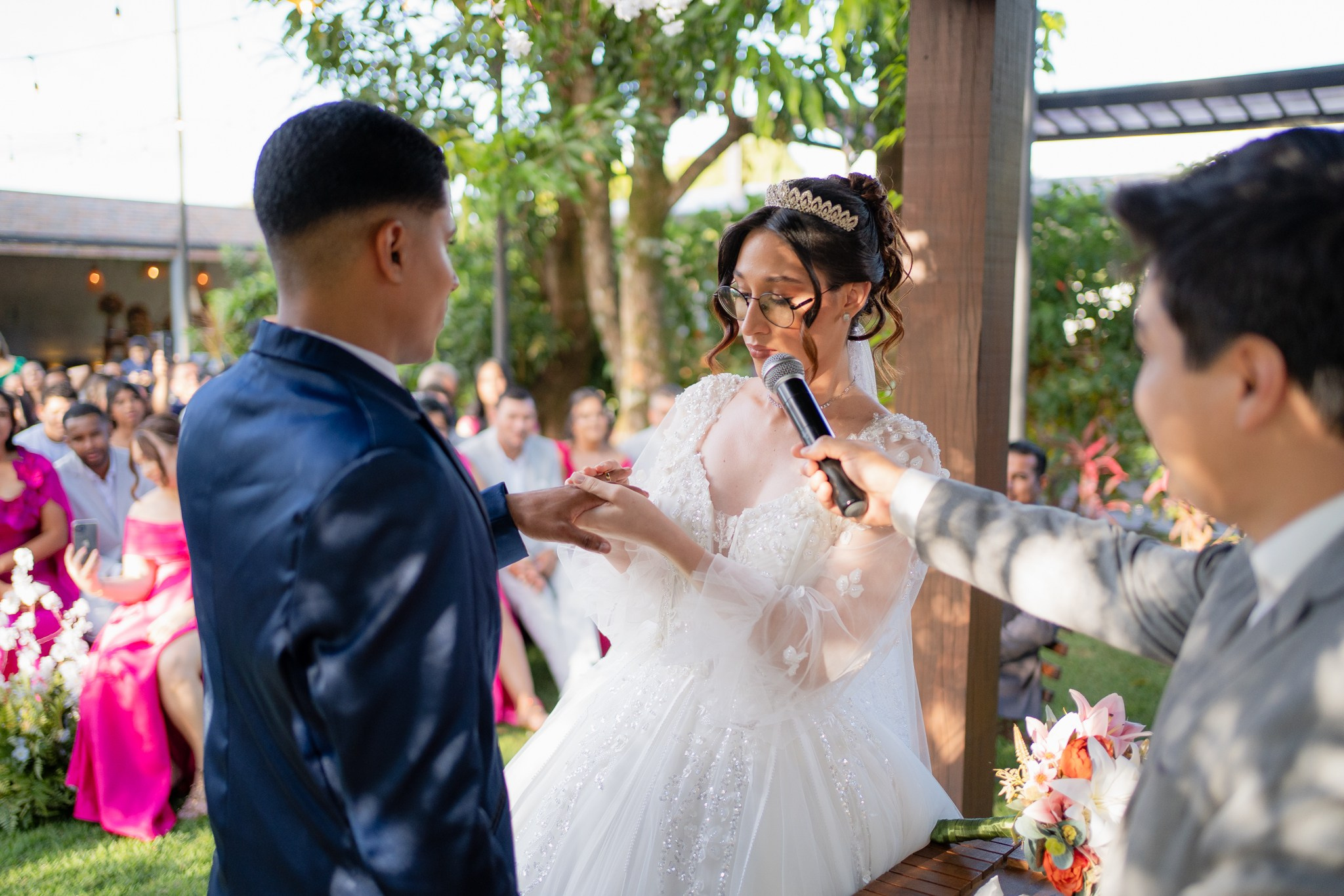 Larissa & Vinicius — Espaço Faveral / Aararaquara. Robson Colaço