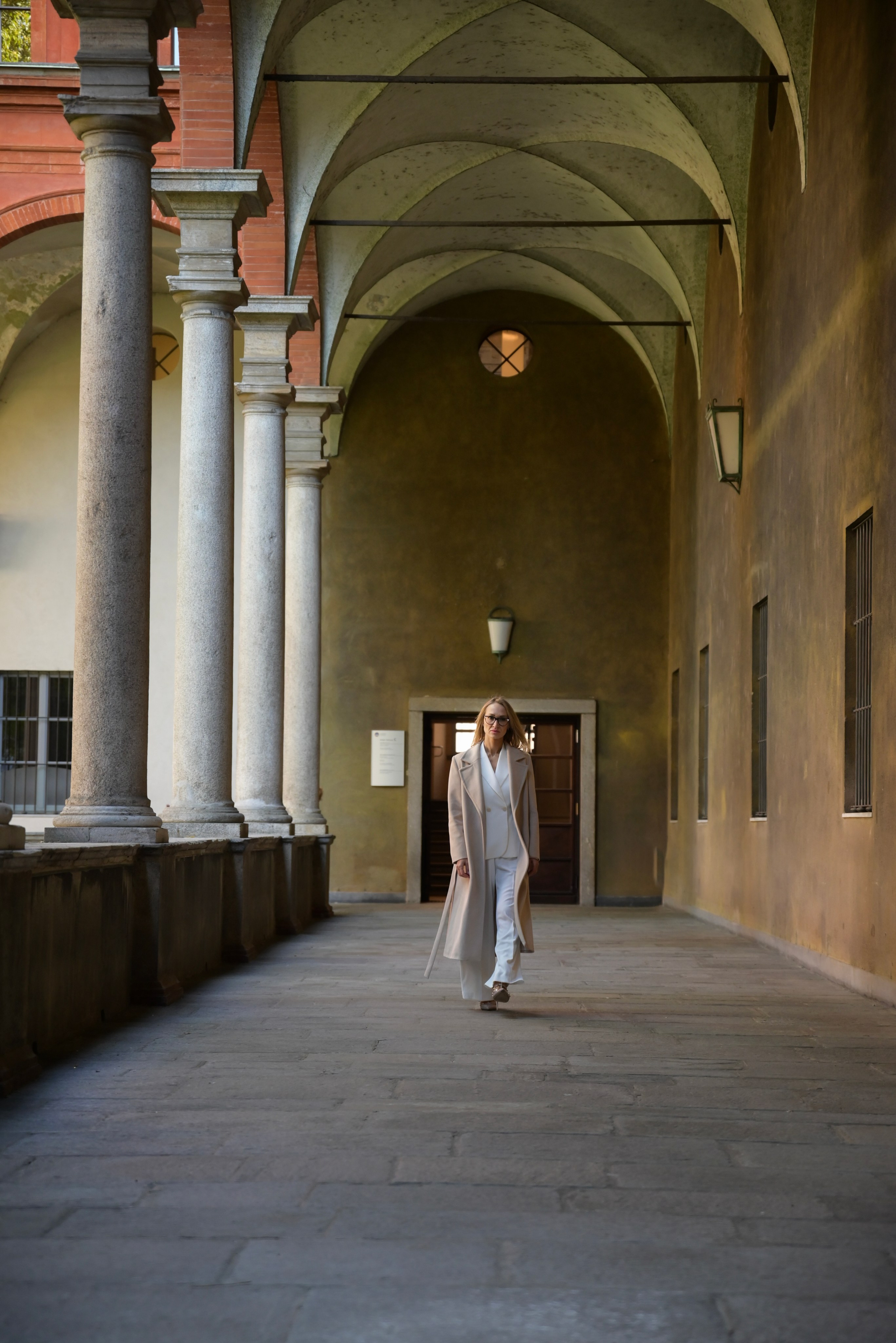 POLINA RITRATTO BUSINESS PSICOLOGO SPECIALIZZATO IN RELAZIONI