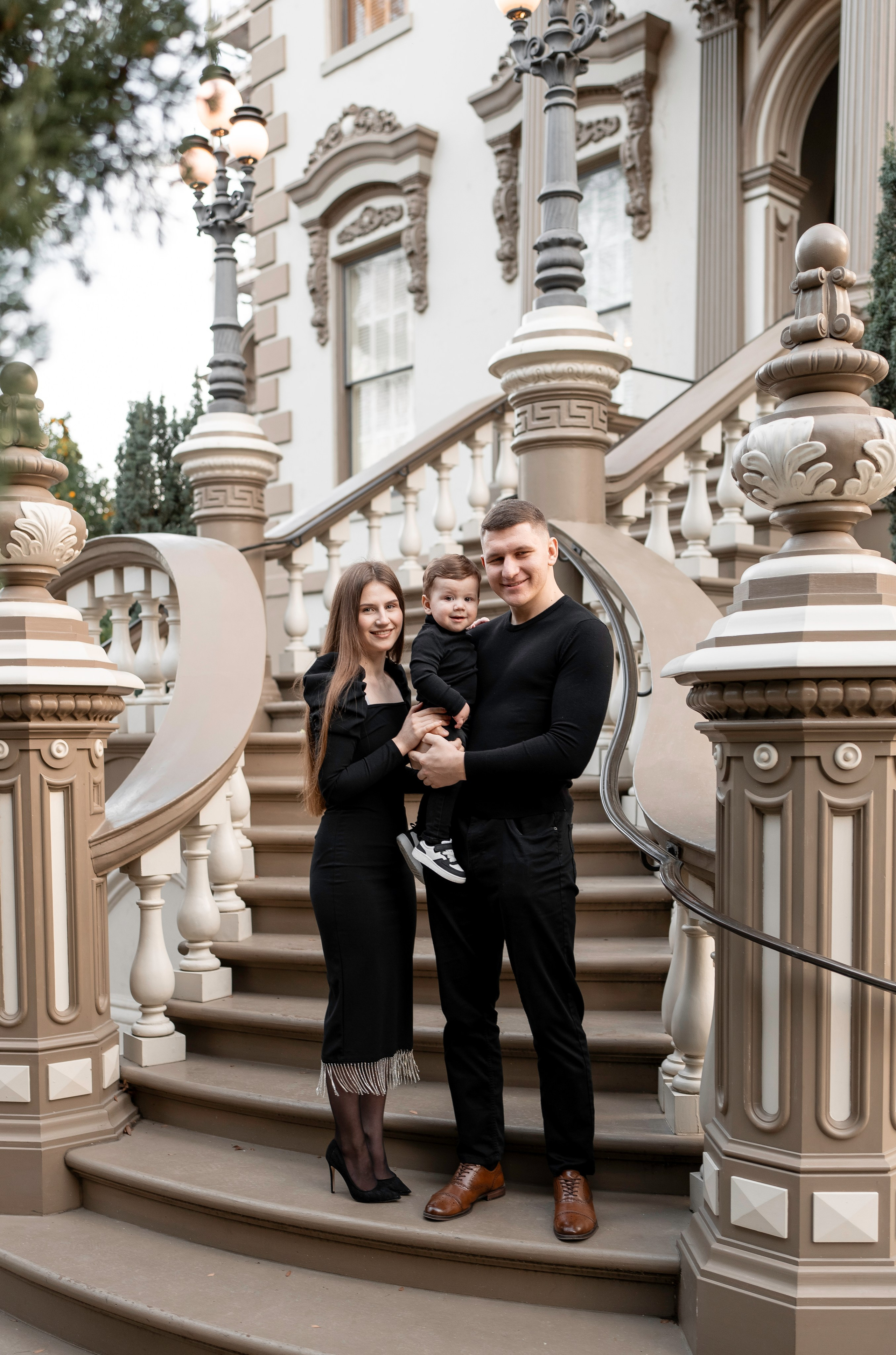 Artem, Nadia & Elisha. Family photographer in Sacramento | Sofia Pavenko