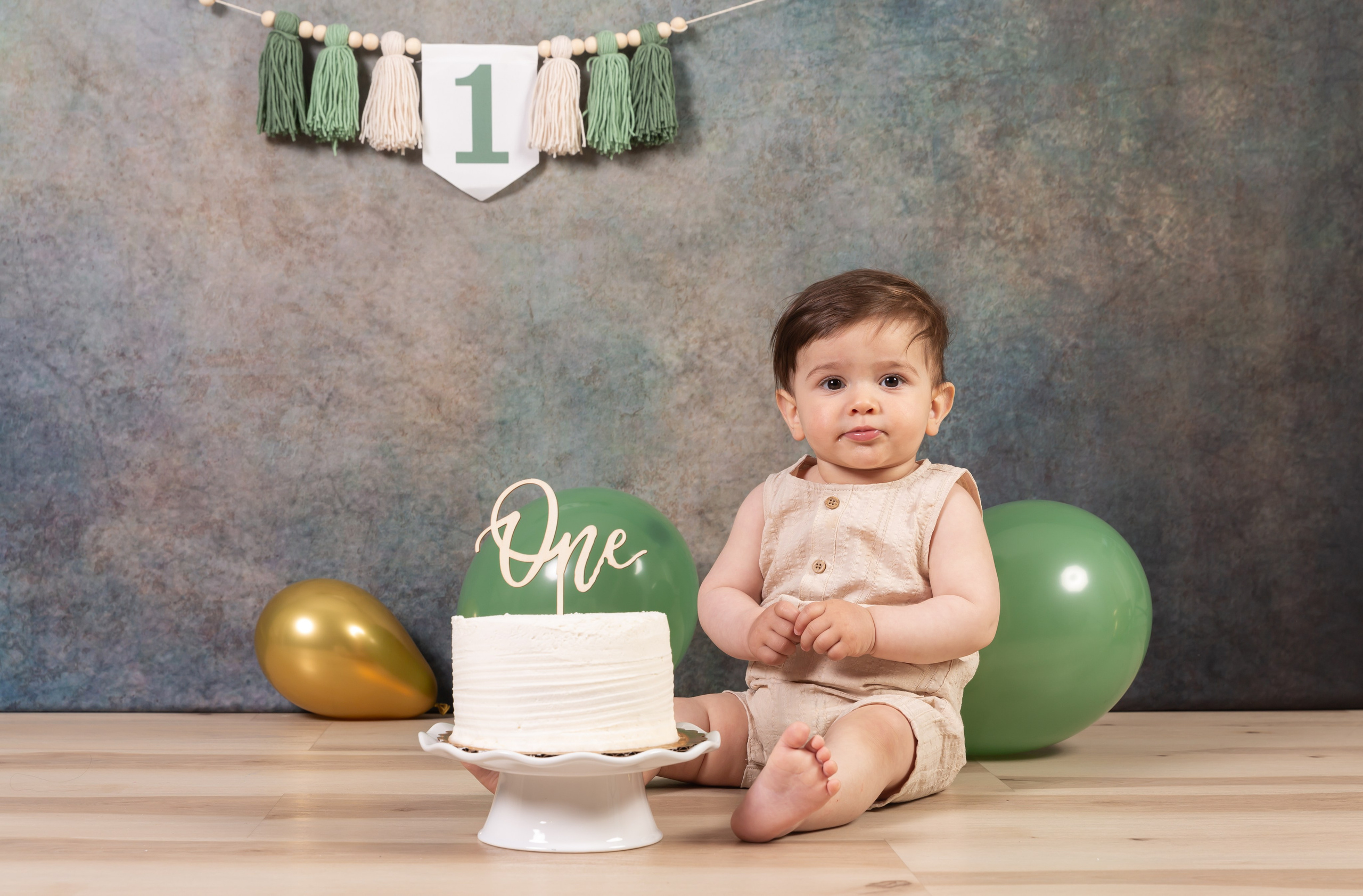 Smash Cake. Photographer is San Jose, Iryna Novosyolova