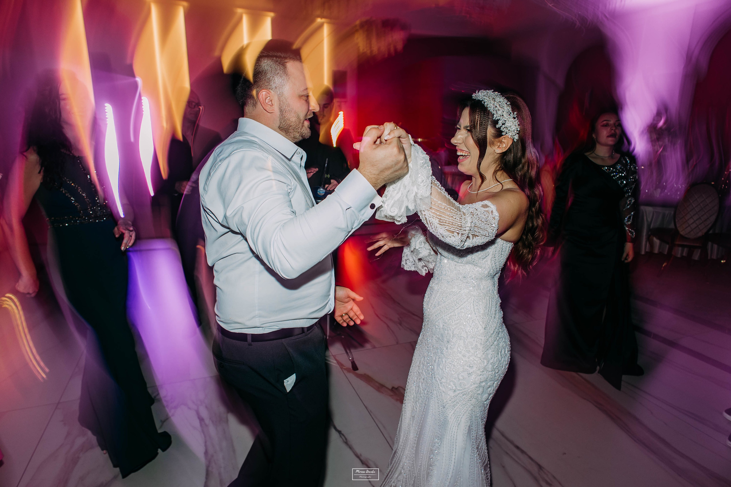 Nuntă Raluca & Ionuț. Photographer Miruna Buculei