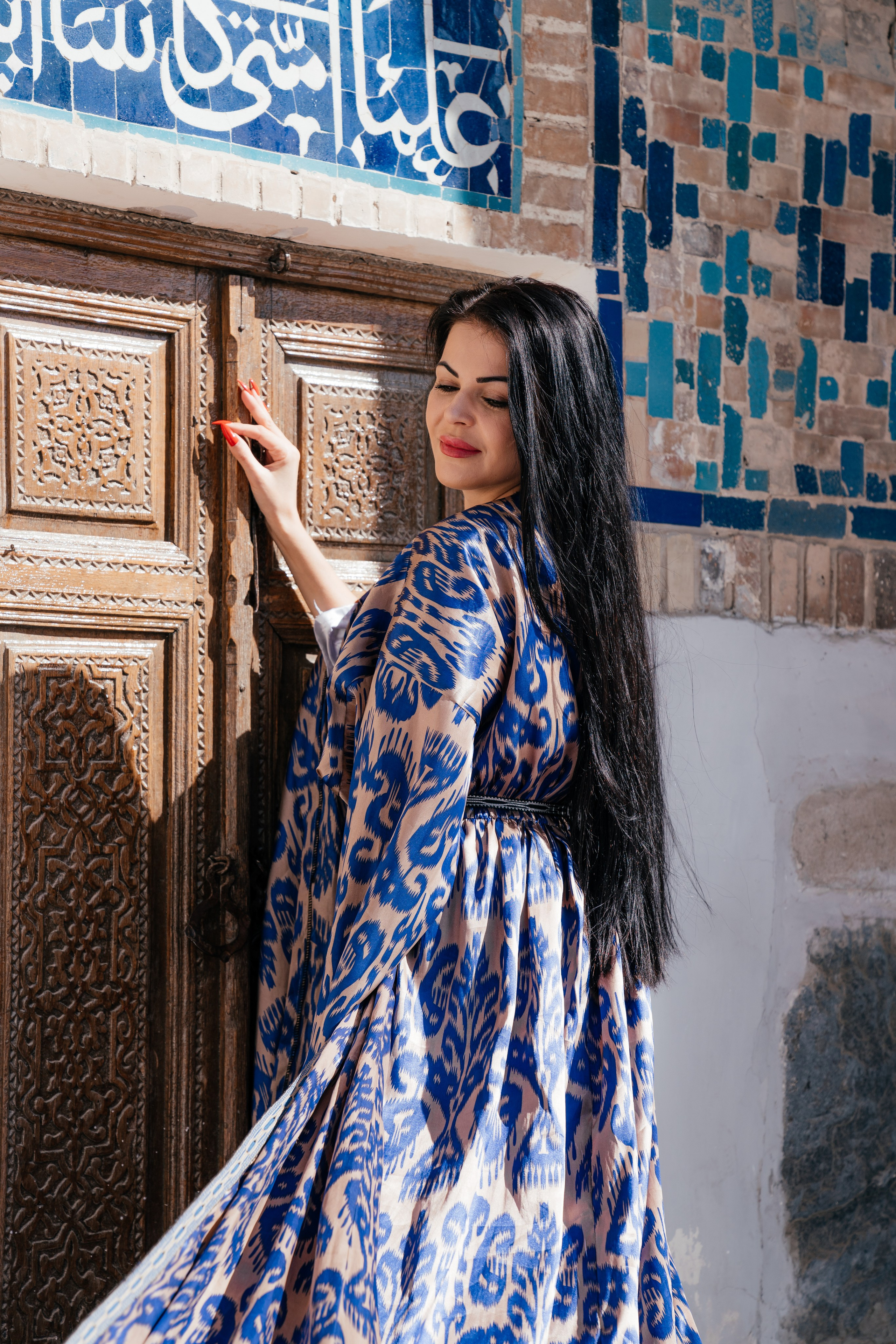 Национальные платья для фотосессий в Ташкенте. Фотограф в Узбекистане и Самарканде Джасур Марупов