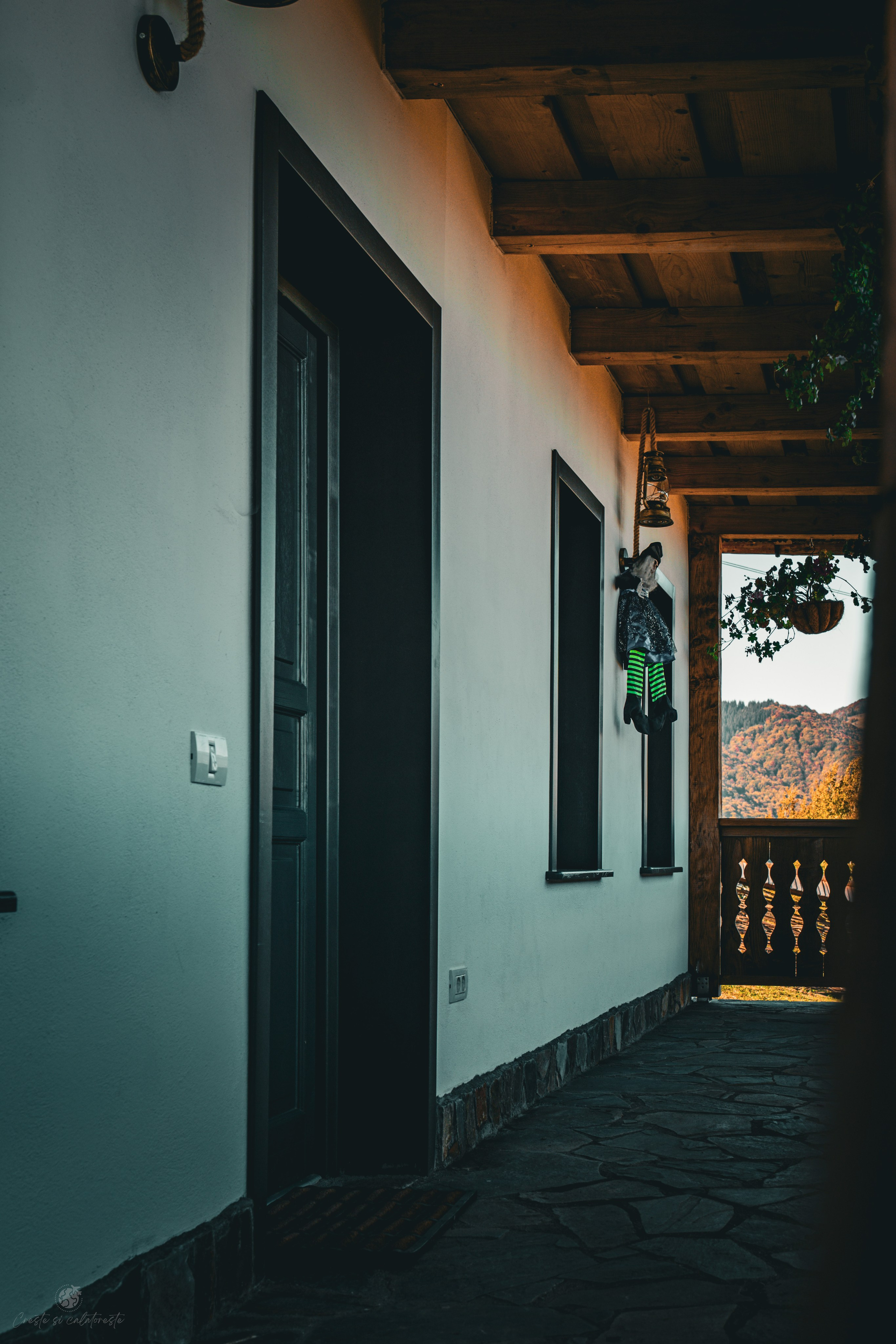 Casa de la Nuci. Creste si calatoreste