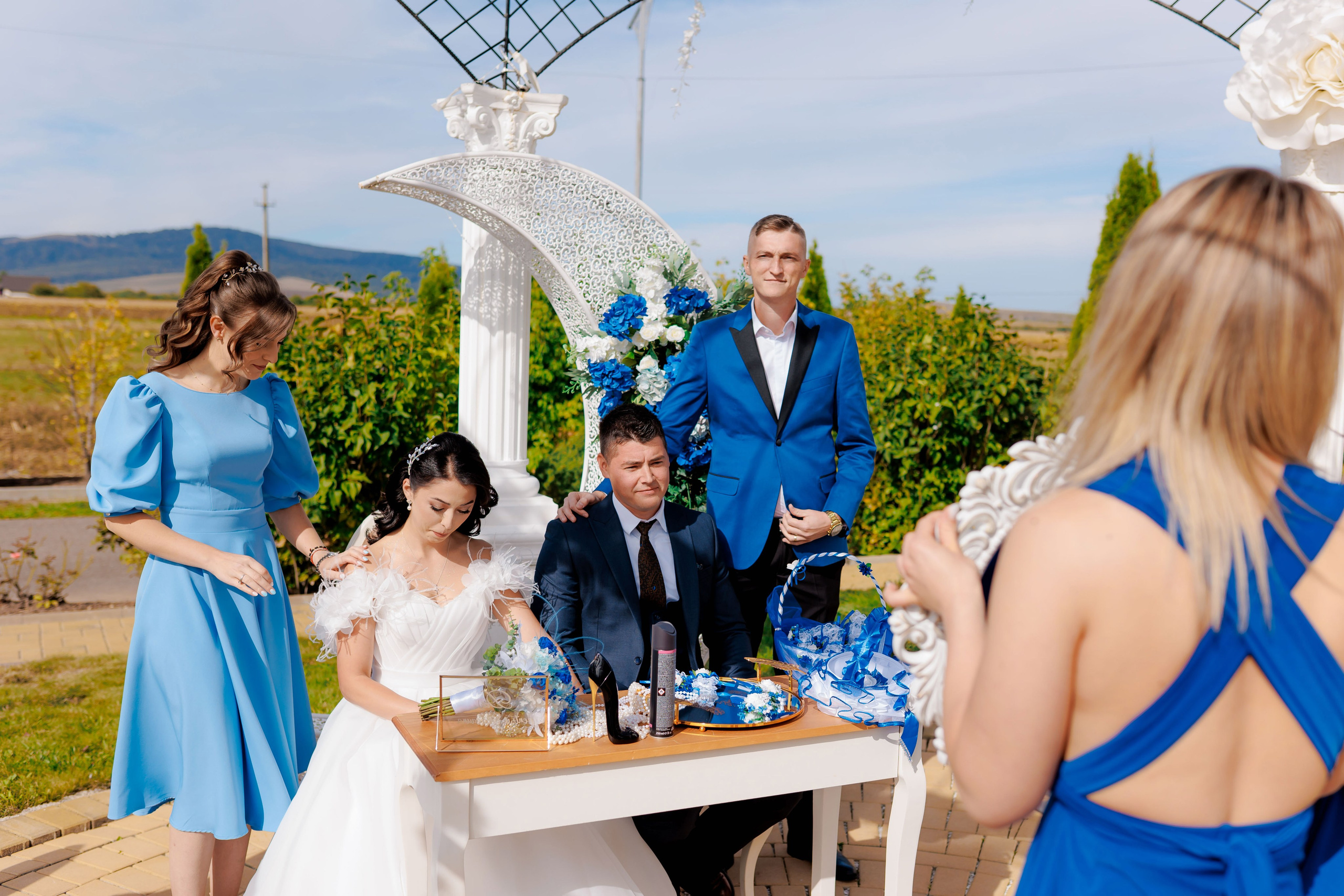 Loredana & Emilian – Ziua Nunții | Videografie - fotografie Botez Suceava, Iași, Botoșani. Servicii foto-video profesionale, pentru momente de neuitat
