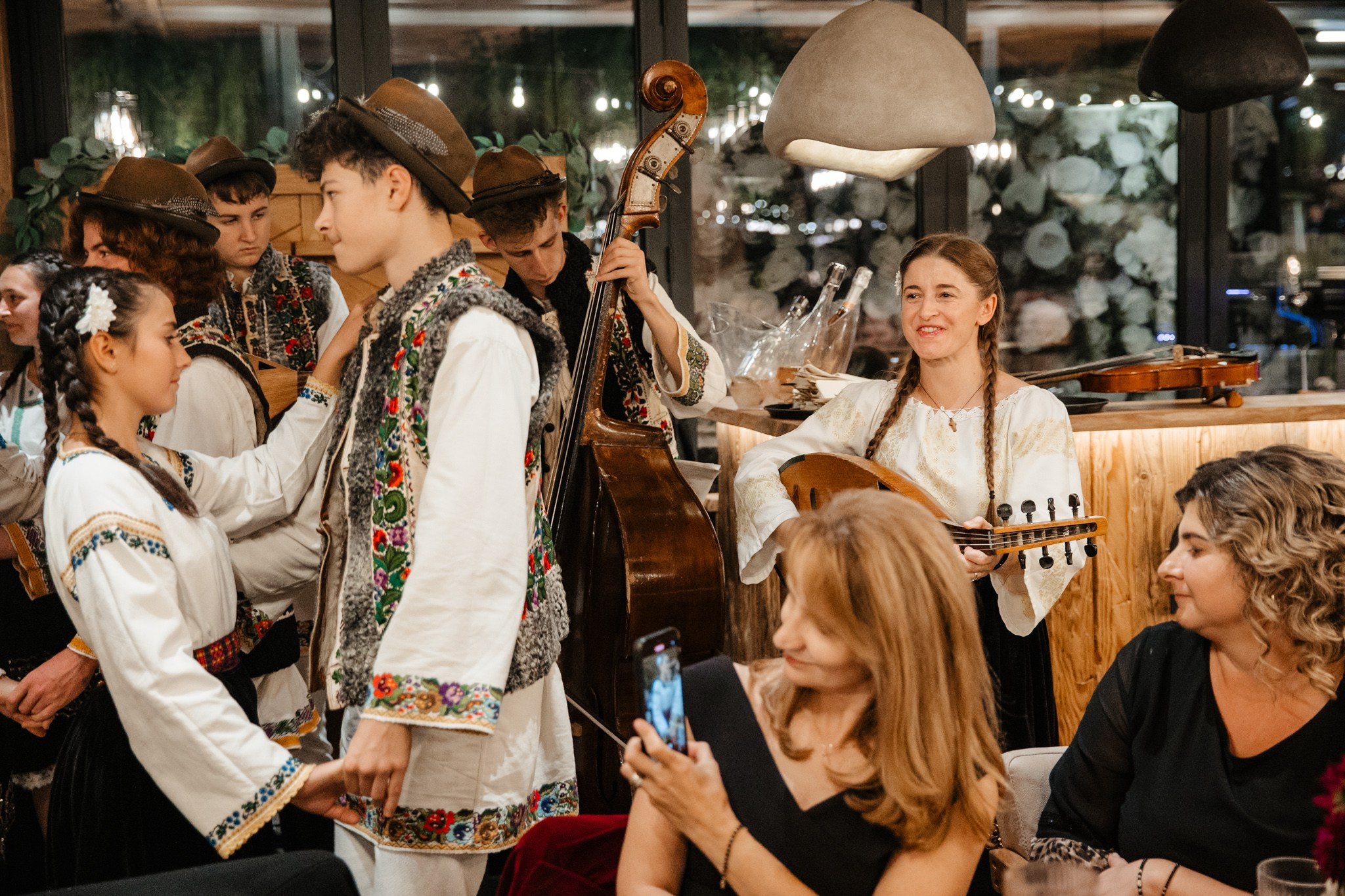 Nunta de Poveste la Sucevița: Cristi și Andreea. Servicii foto-video profesionale, pentru momente de neuitat