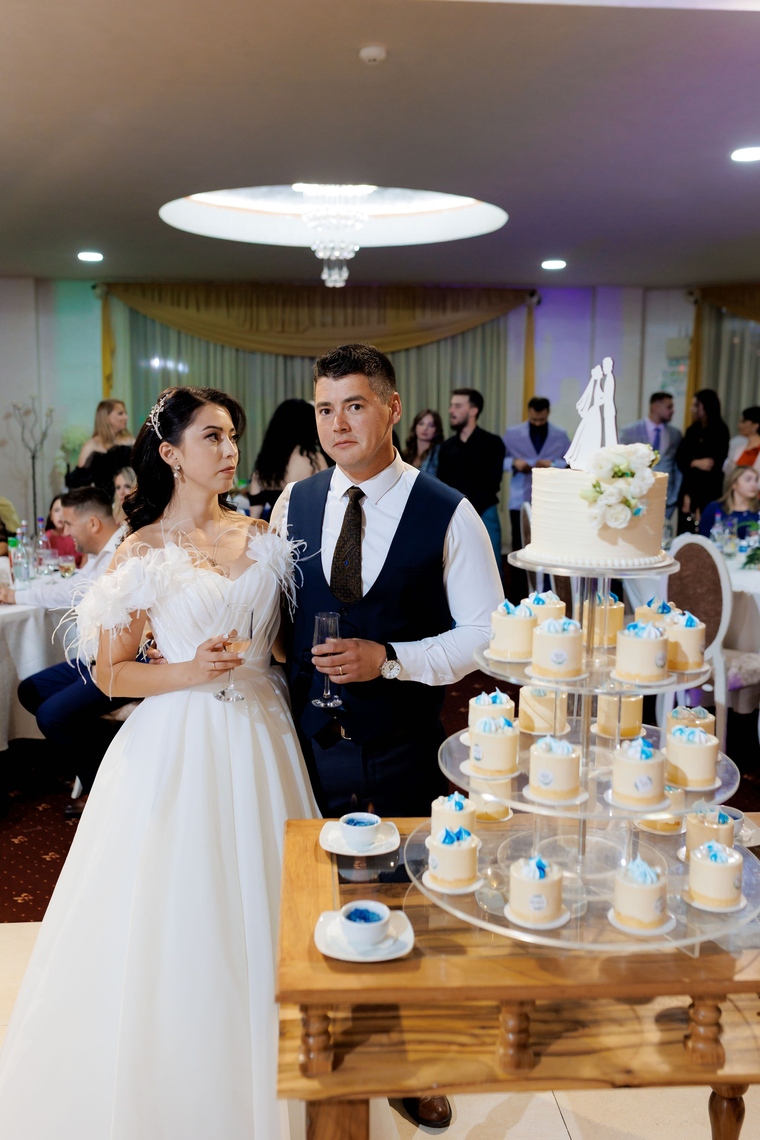 Loredana & Emilian – Ziua Nunții | Videografie - fotografie Botez Suceava, Iași, Botoșani. Servicii foto-video profesionale, pentru momente de neuitat