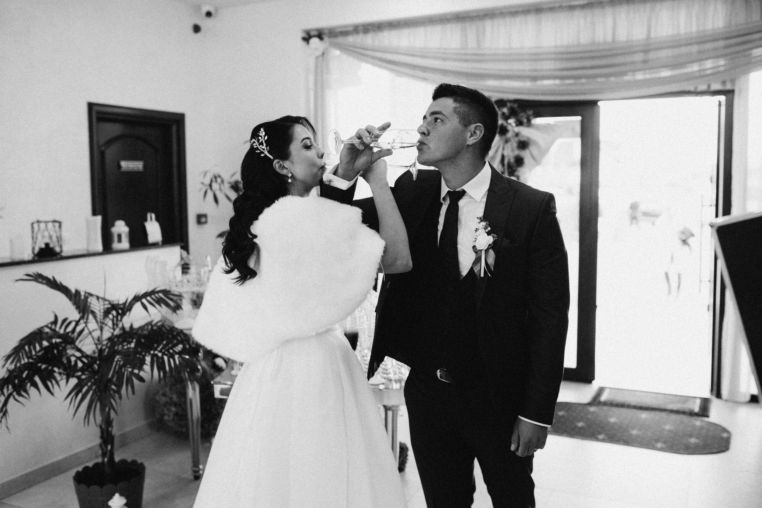Loredana & Emilian – Ziua Nunții | Videografie - fotografie Botez Suceava, Iași, Botoșani. Servicii foto-video profesionale, pentru momente de neuitat