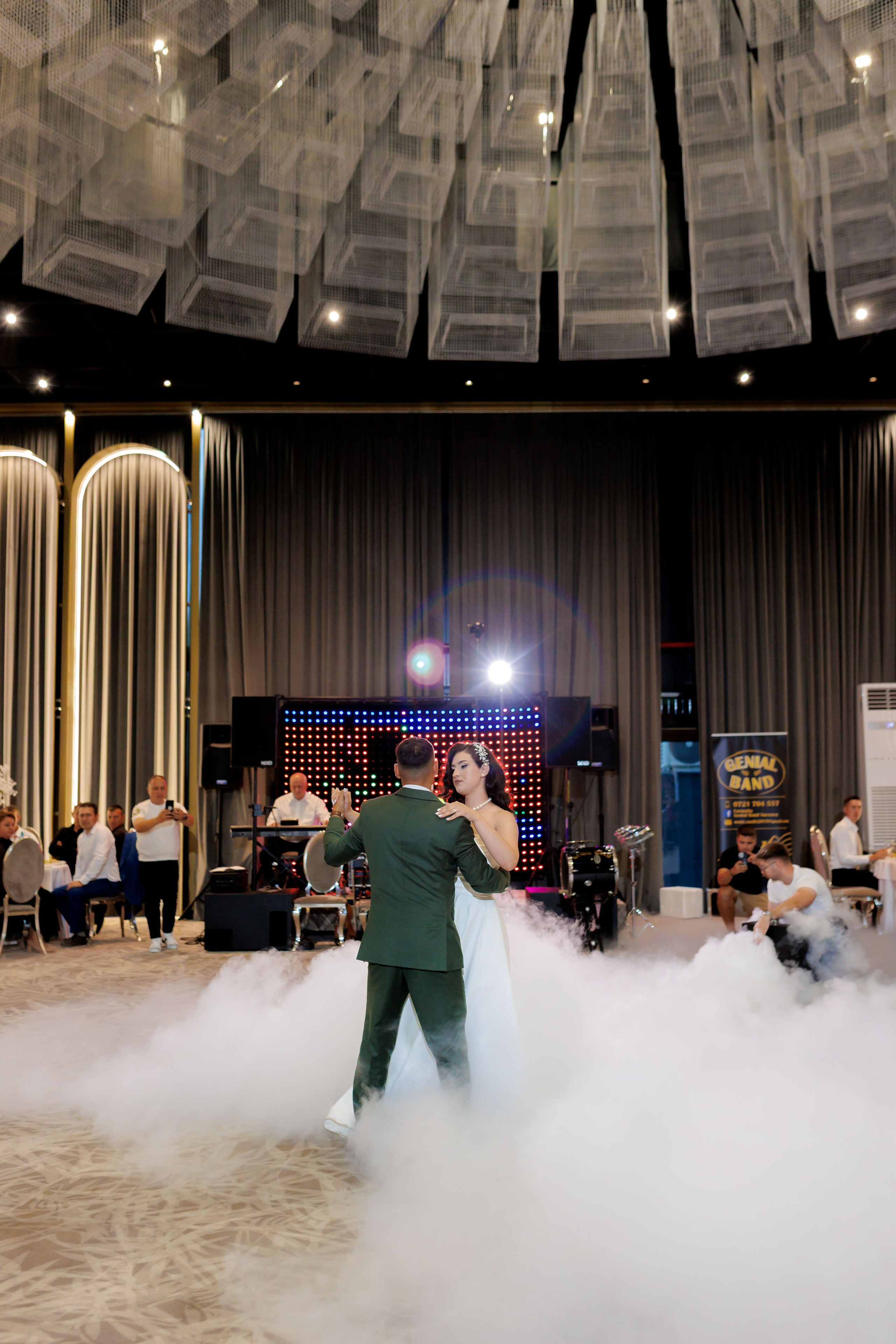 Nunta Nicoleta & Răzvan | Fotografie & Videografie Profesională. Servicii foto-video profesionale, pentru momente de neuitat