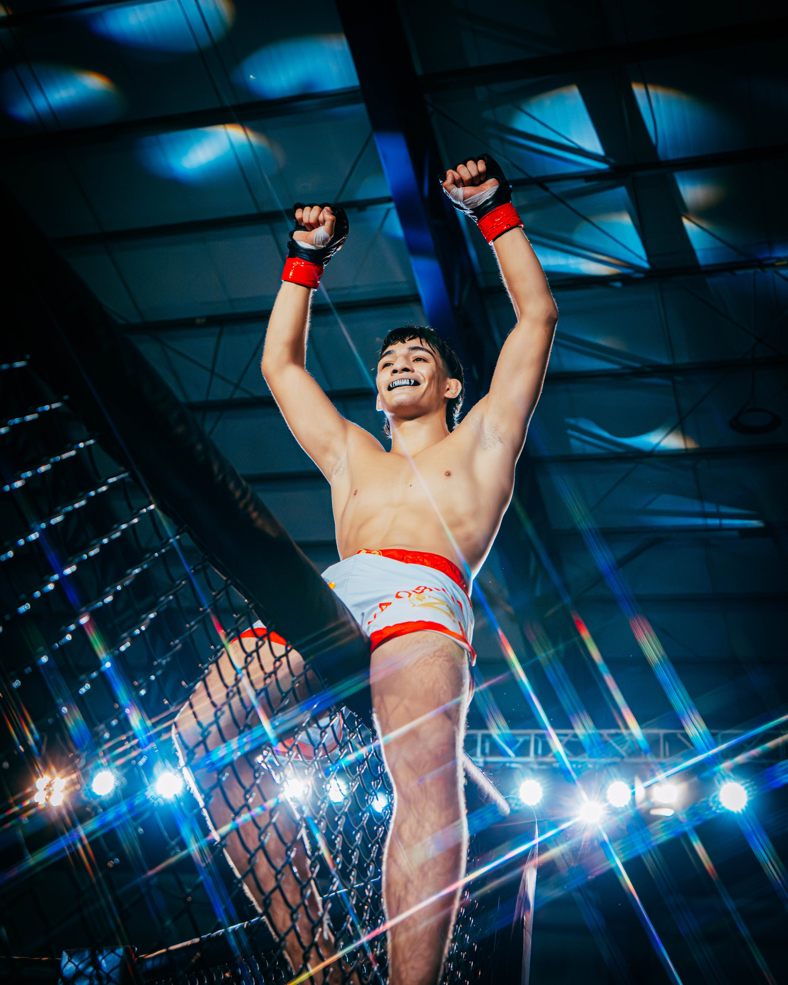 GUERRA CAMPAL. DEYA BELTRAN Maquilladora, fotógrafa y vídeos