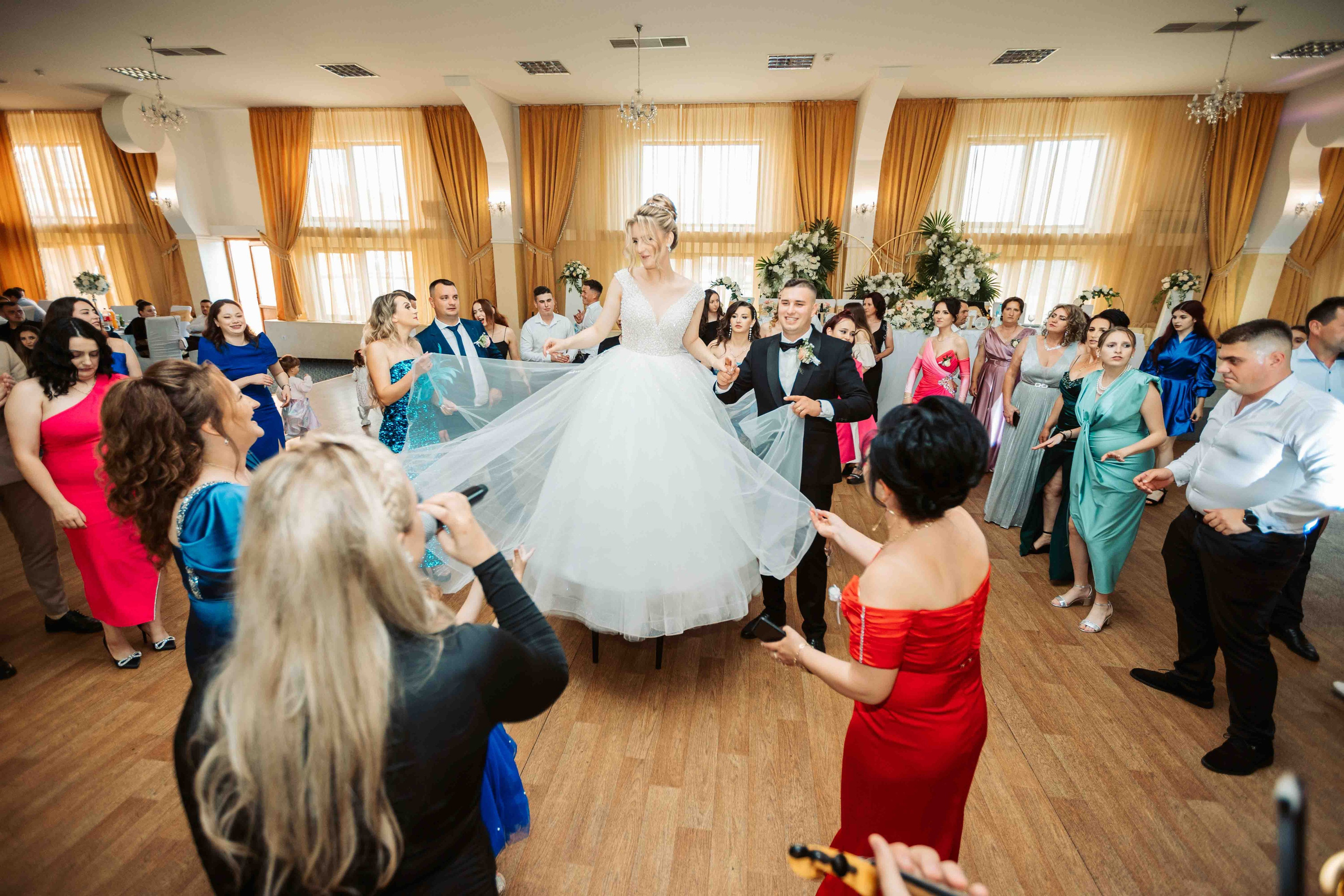 Simona & Florin. Contrast Studio