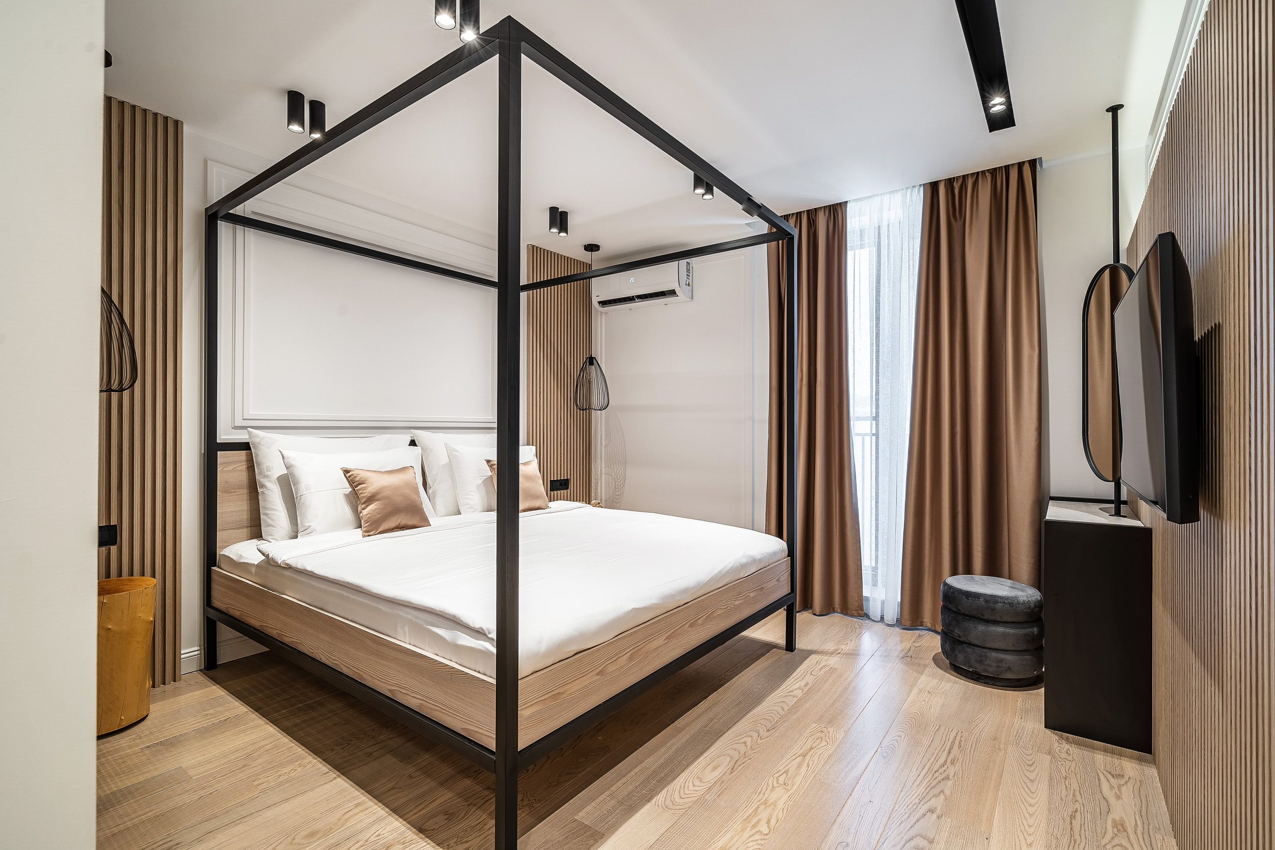 Real Estate Photography. Montenegro. EVAN ARISTOV WEDDING PHOTOGRAPHY — Seattle Wedding Photographer