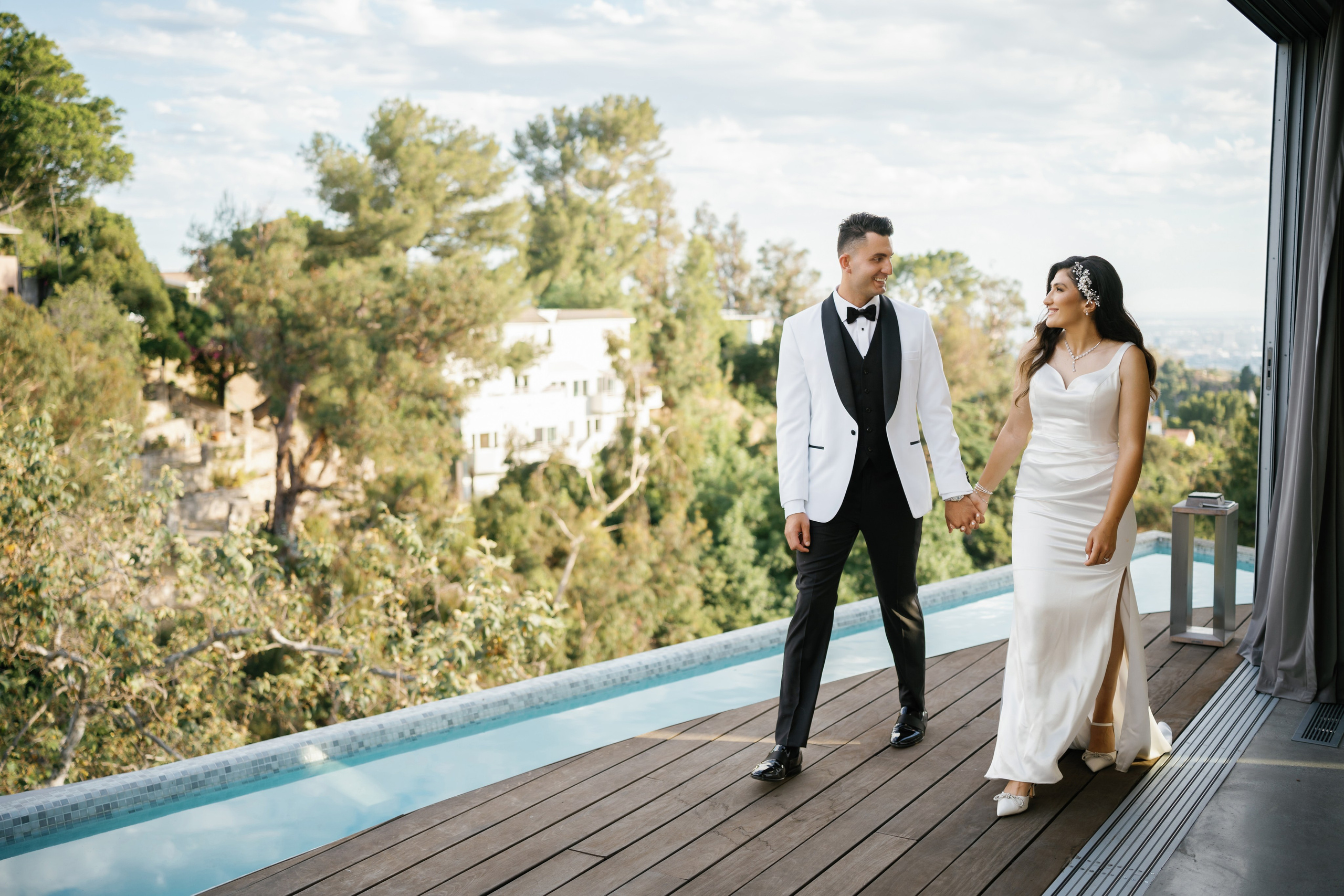 Wedding at the Hollywood Sign Venue, Los Angeles, California. Wedding Photography & Videography Team in California, Los Angeles, San Francisco, San Diego and Travel