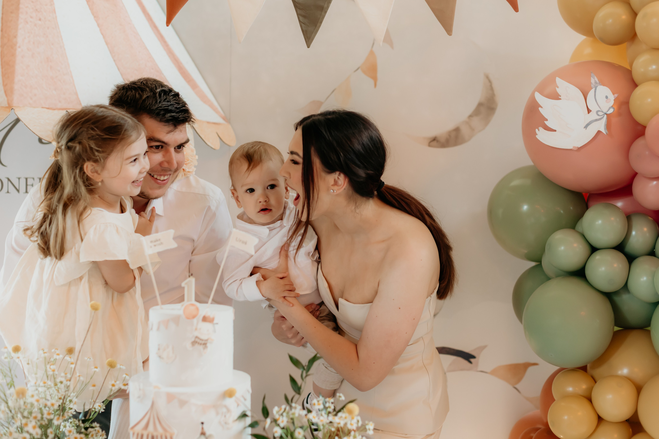 ROÐENDANAC. Family and children photographer in Belgrade Milja Ciric