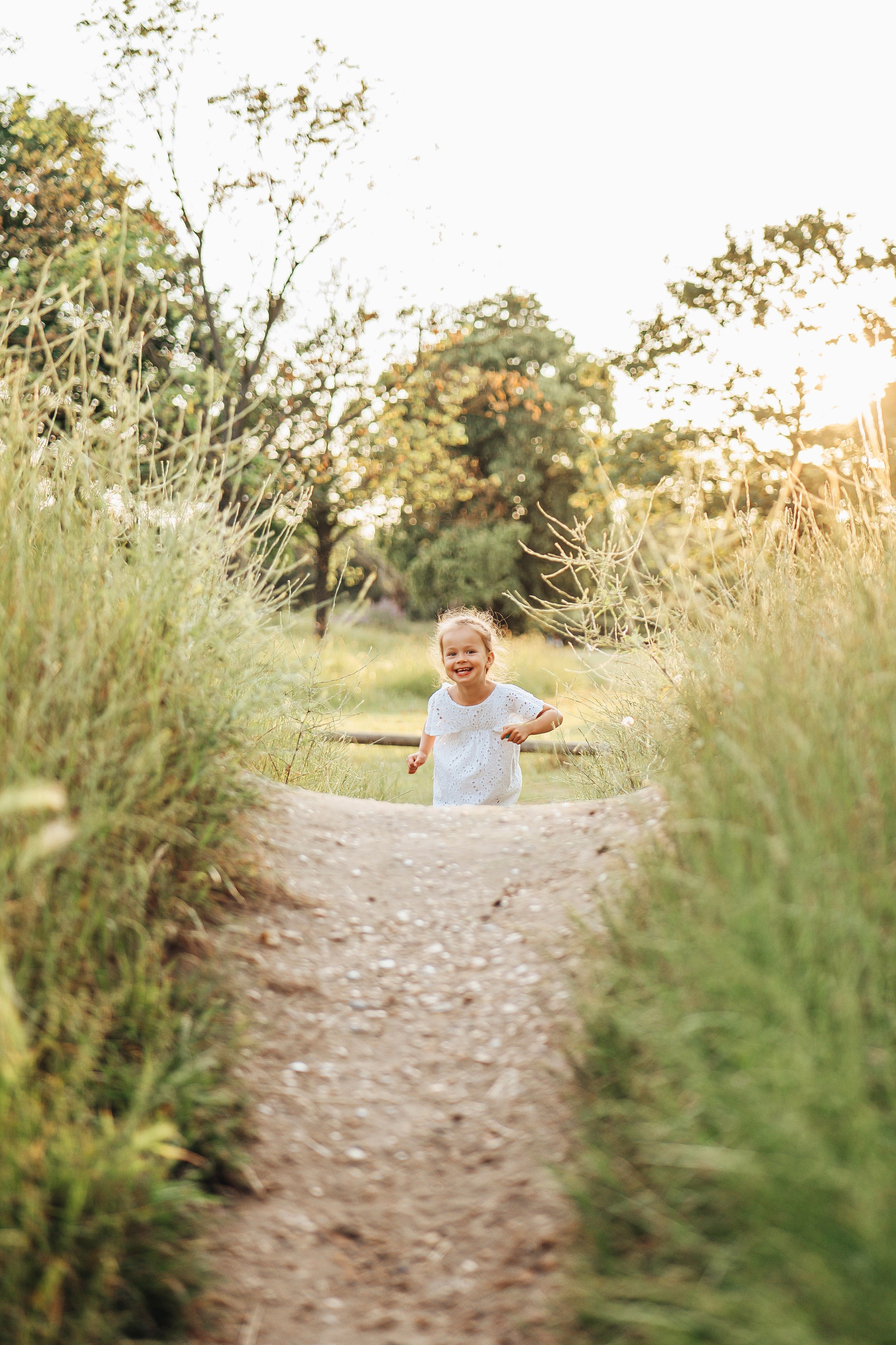 Nadia. Wedding and family photographer in London