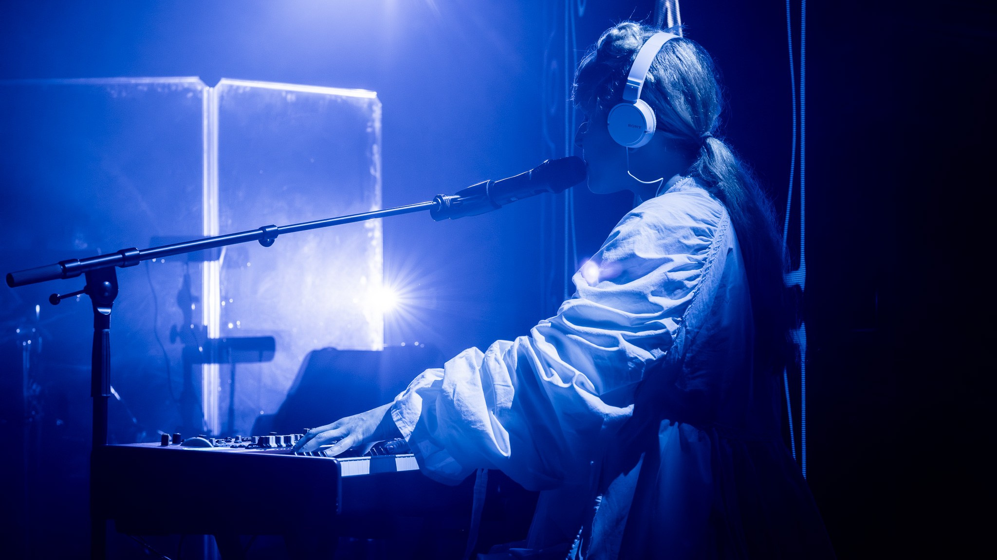 MONETOCHKA / 2026. Reportage concert portrait photography in the San Francisco Bay Area