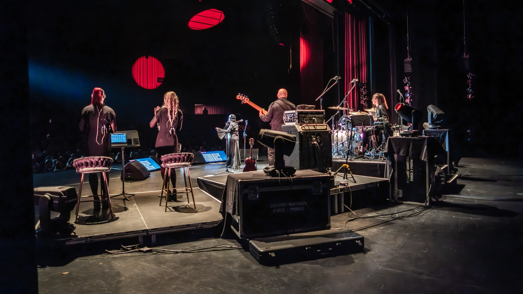ANDREY MAKAREVICH & LAIMA VAIKULE / 2026. Reportage concert portrait photography in the San Francisco Bay Area