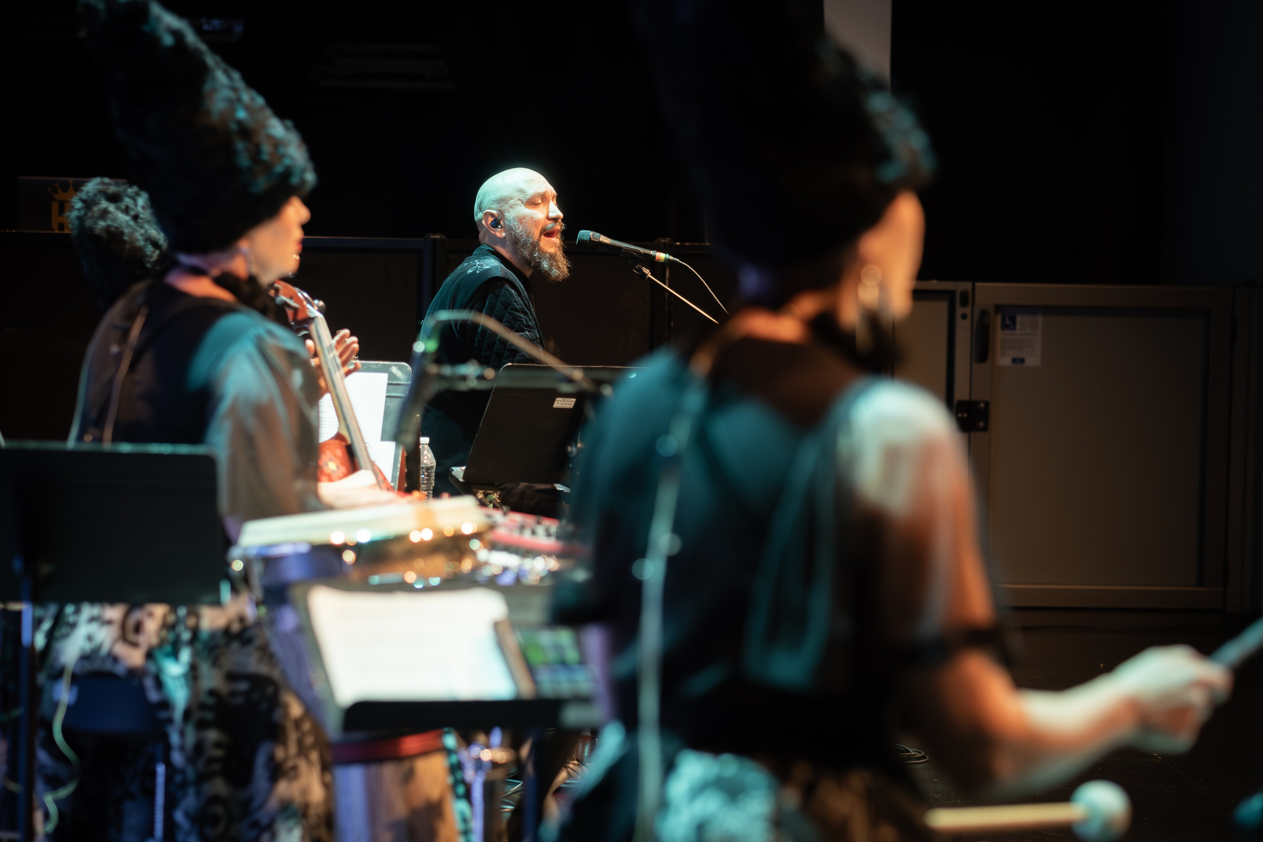 DAKHA BRAKHA. Reportage concert portrait photography in the San Francisco Bay Area