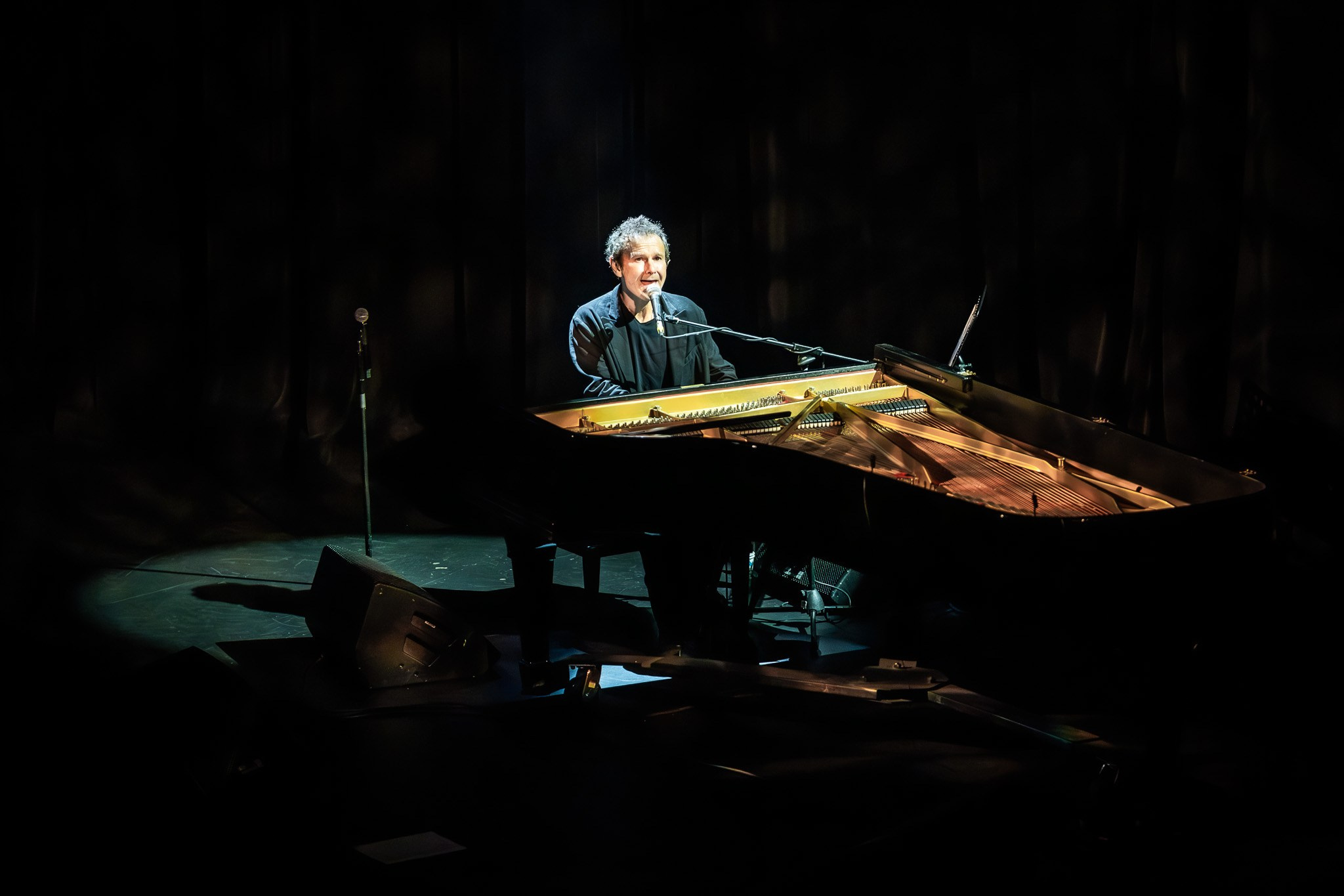 SLAVA VAKARCHUK / LOS ANGELES / 2025. Reportage concert portrait photography in the San Francisco Bay Area