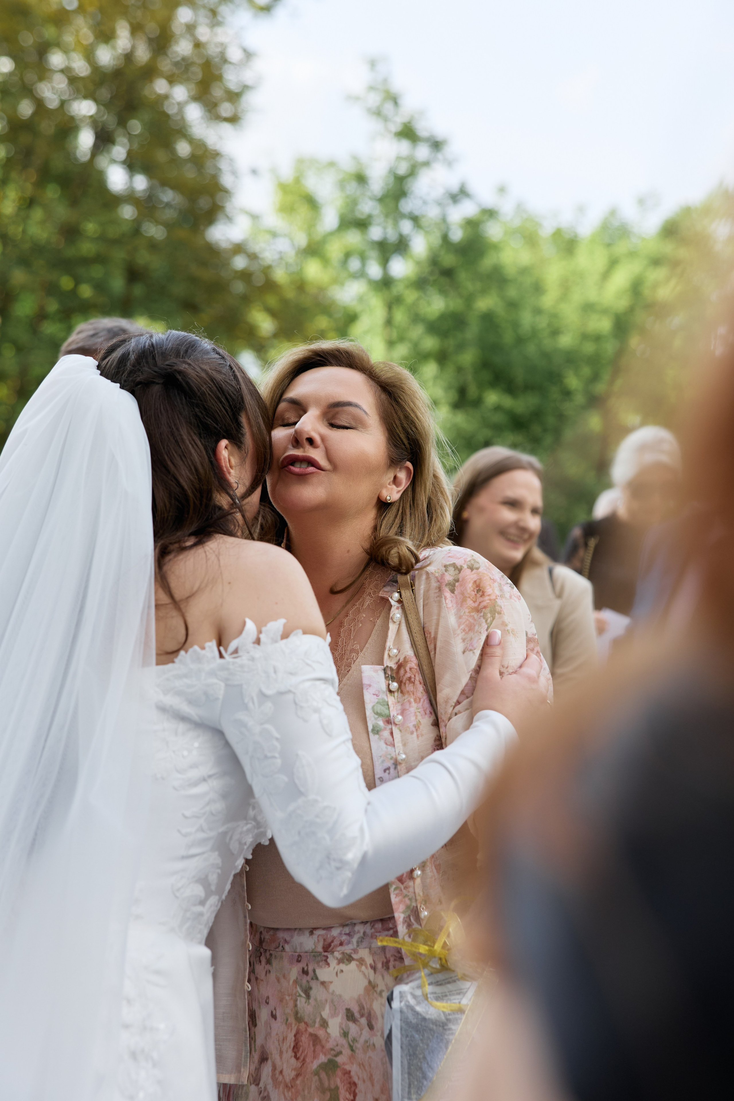 Wiktoria & Kacper. Pałac Goetz. Fotograf ślubny i rodzinny w Krakowie Yana Klymova