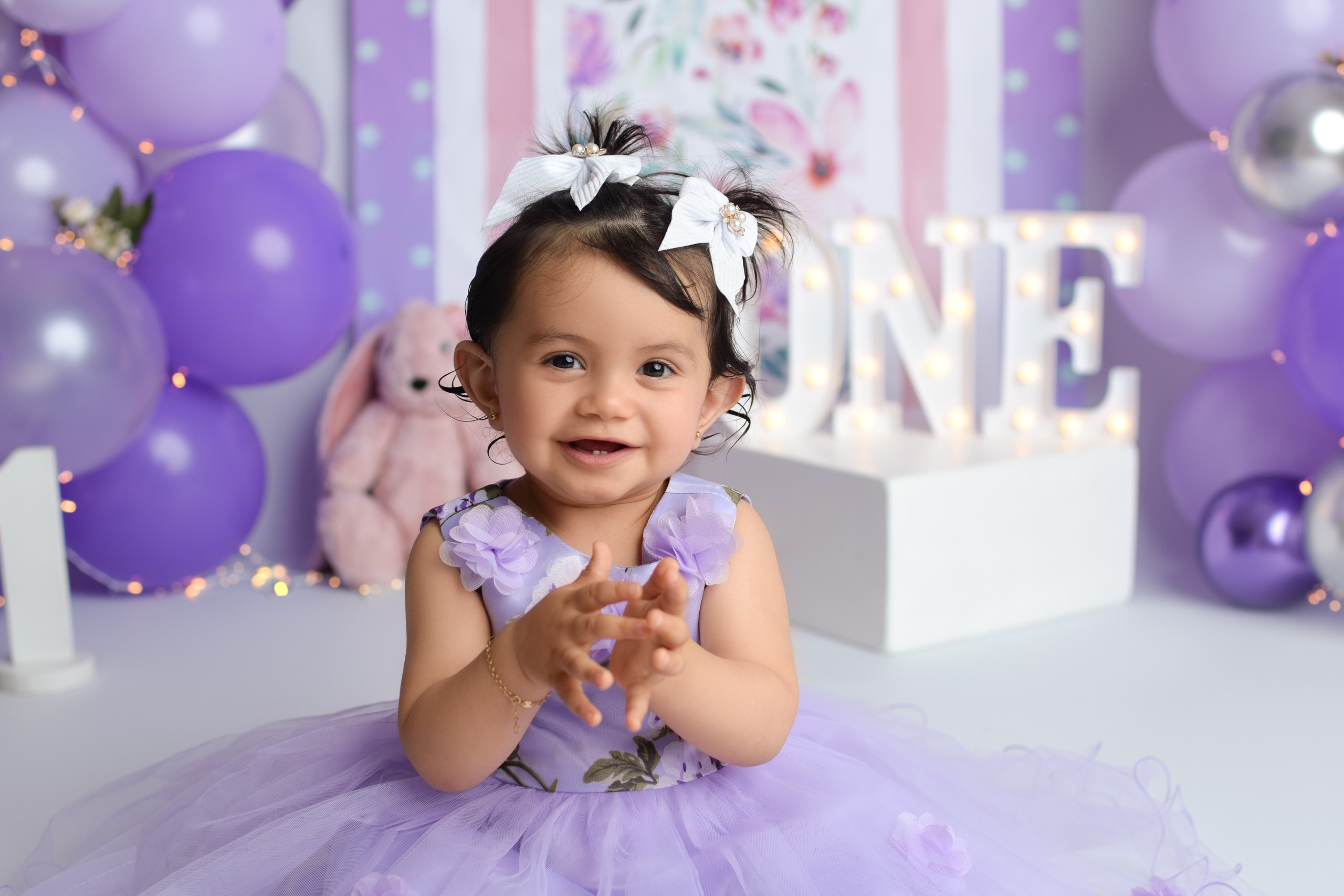 Cake Smash Fotoshooting zum ersten, zweiten Geburtstag. Neugeborene, Baby Fotografin in Düren (NRW) - Vitalina Unruh