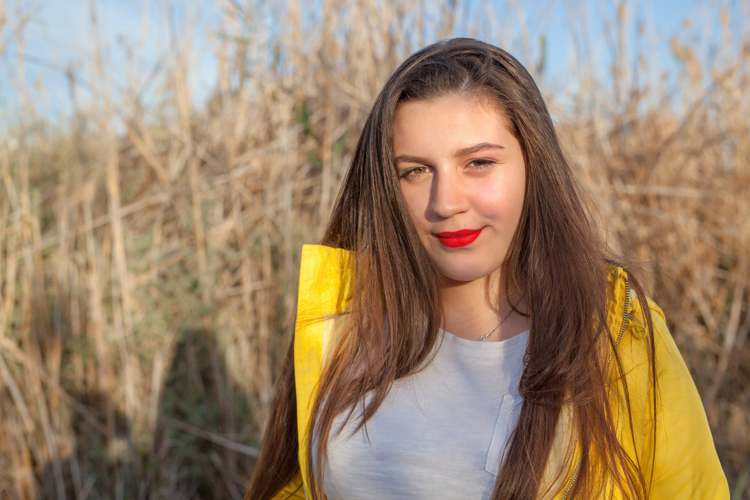 On the lake. Family and real state photographer in Haugesund Dina Vikra