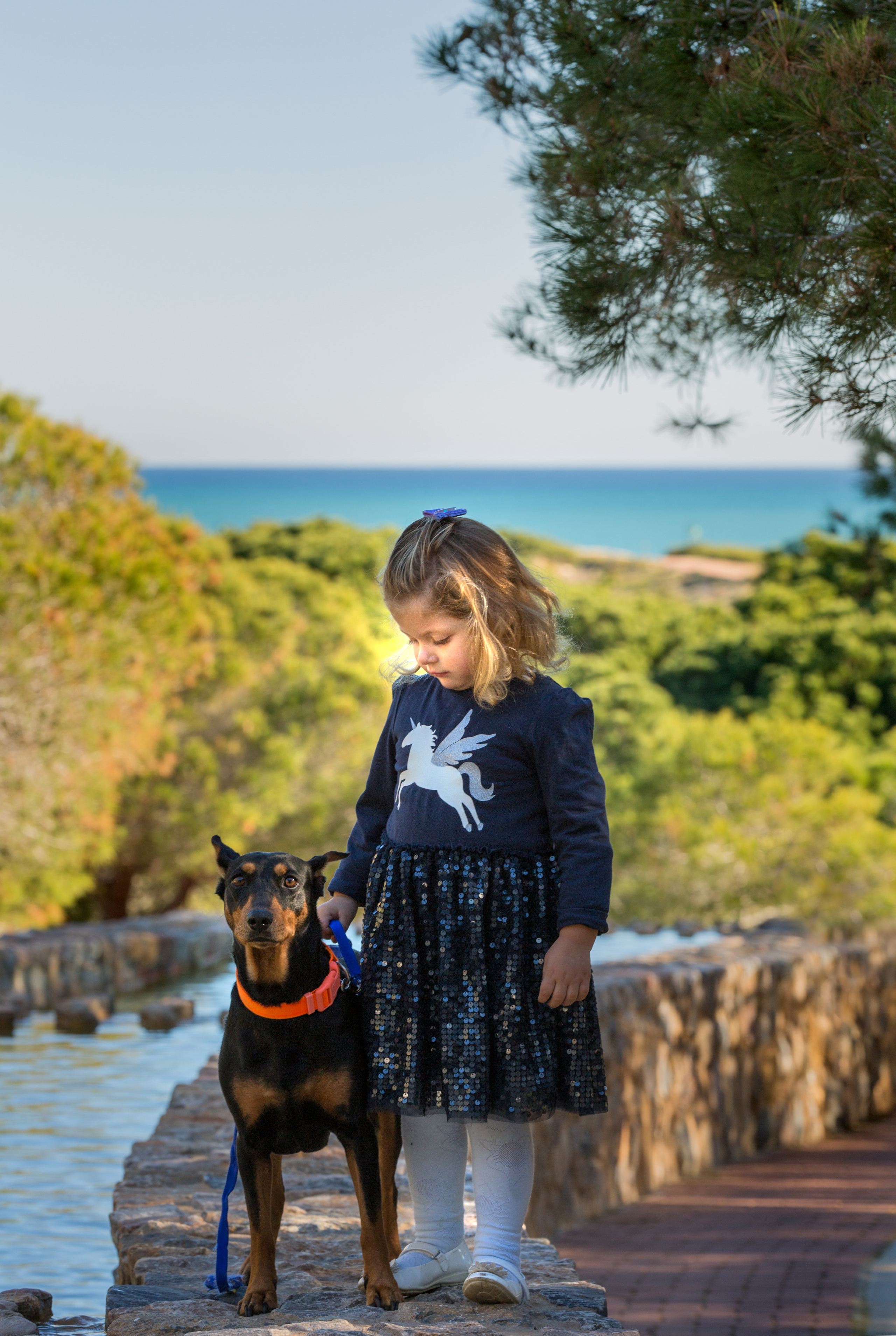 Vera. Family and real state photographer in Haugesund Dina Vikra