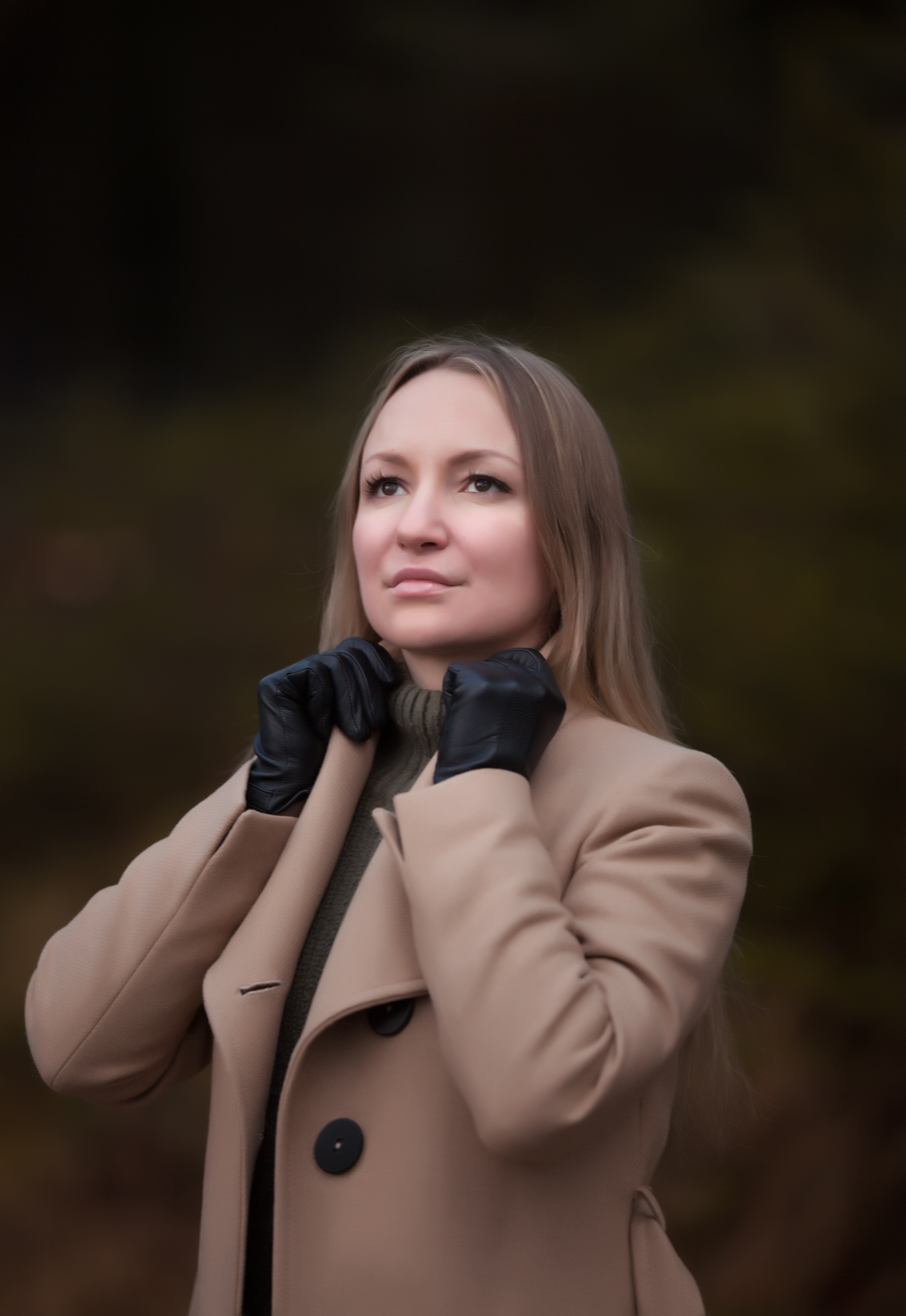 Marina and nude tones. Family and real state photographer in Haugesund Dina Vikra