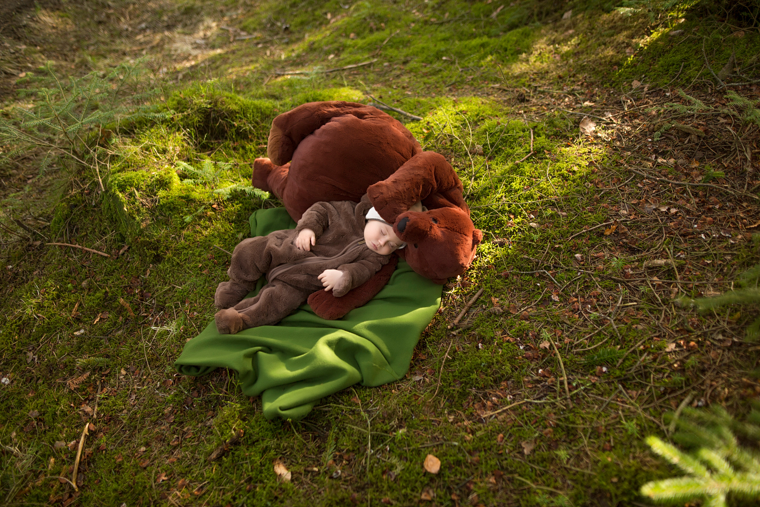 A. Family and real state photographer in Haugesund Dina Vikra