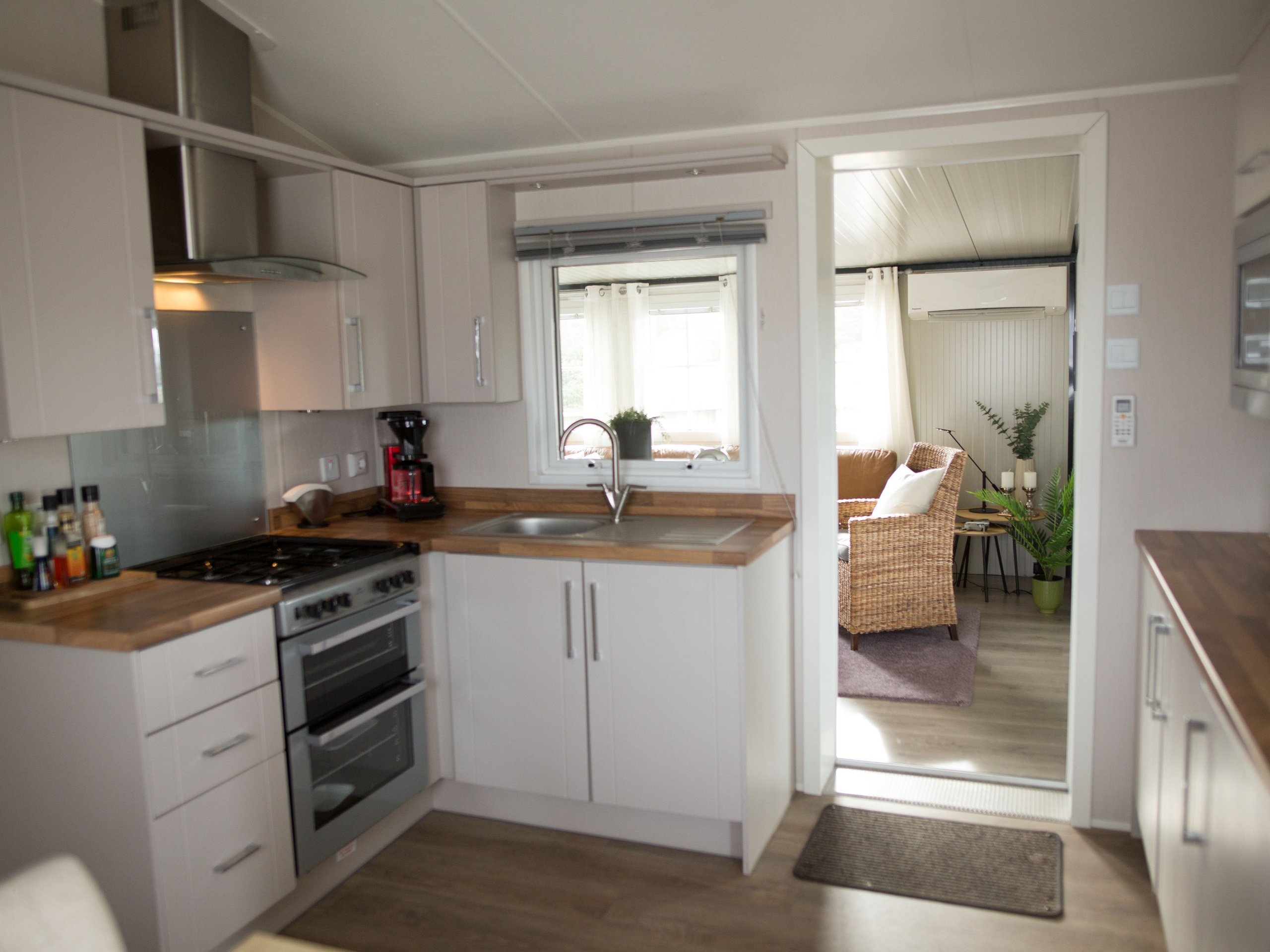 Hytta for salg. Family and real state photographer in Haugesund Dina Vikra