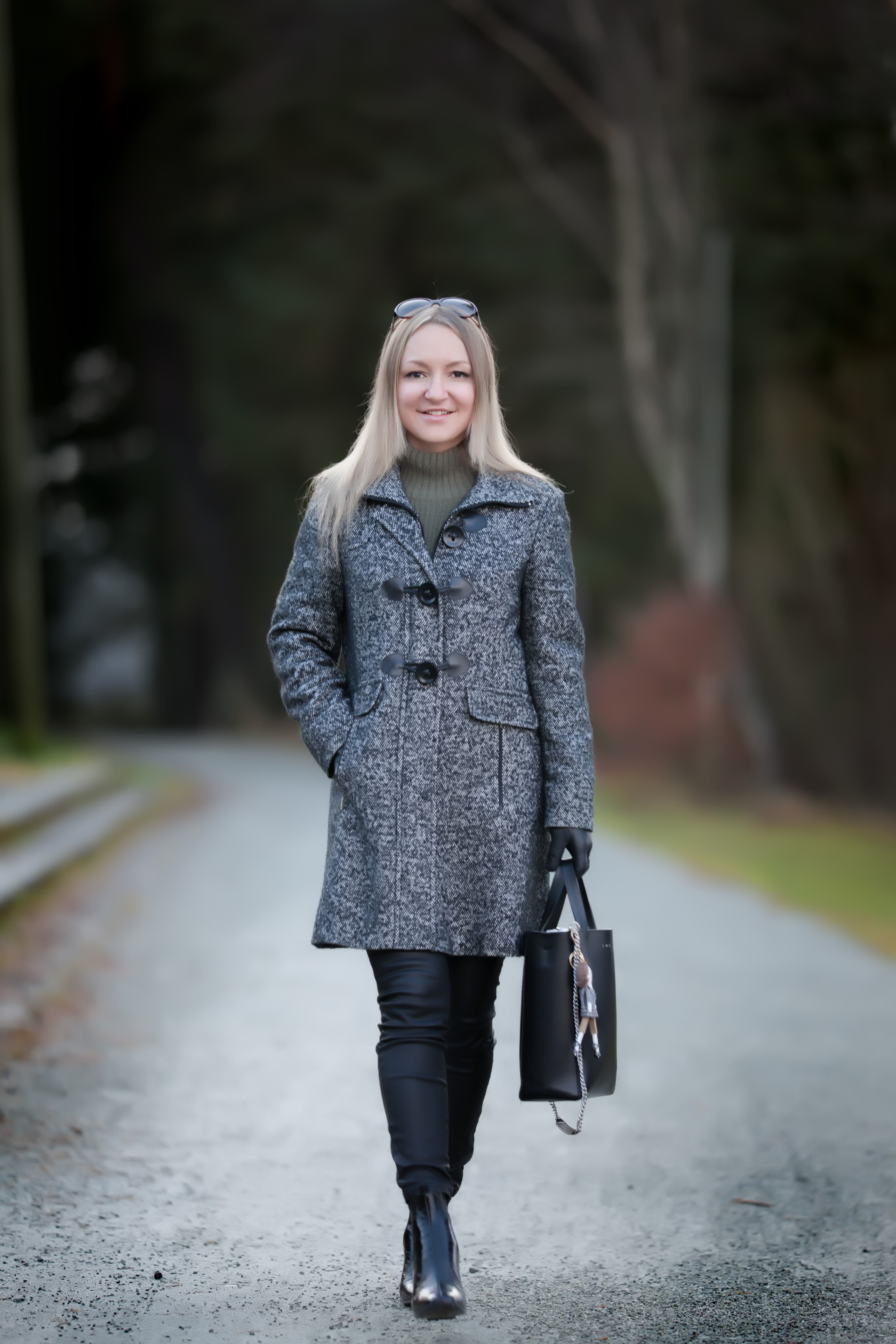 Marina and nude tones. Family and real state photographer in Haugesund Dina Vikra