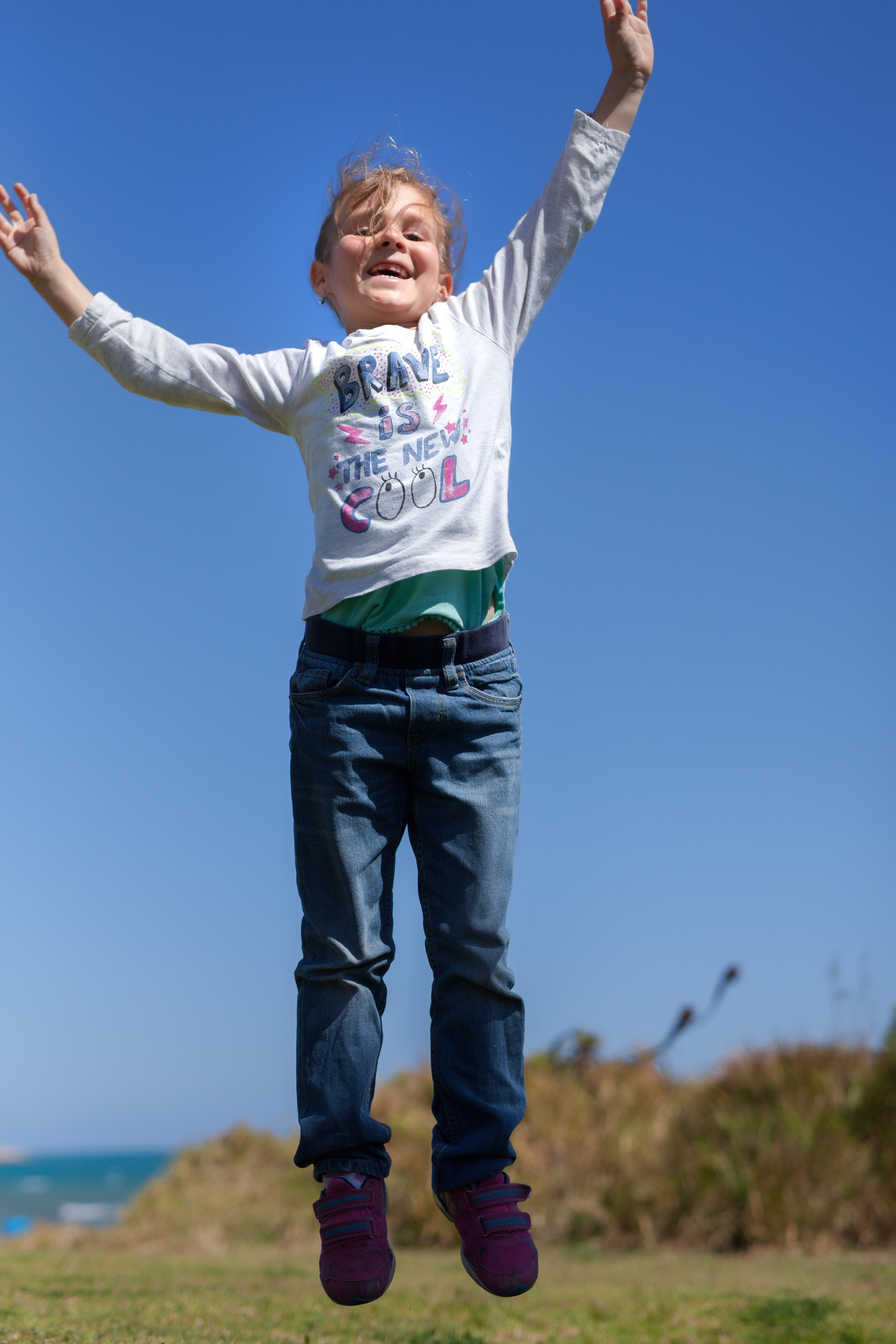 Sisters. Family and real state photographer in Haugesund Dina Vikra