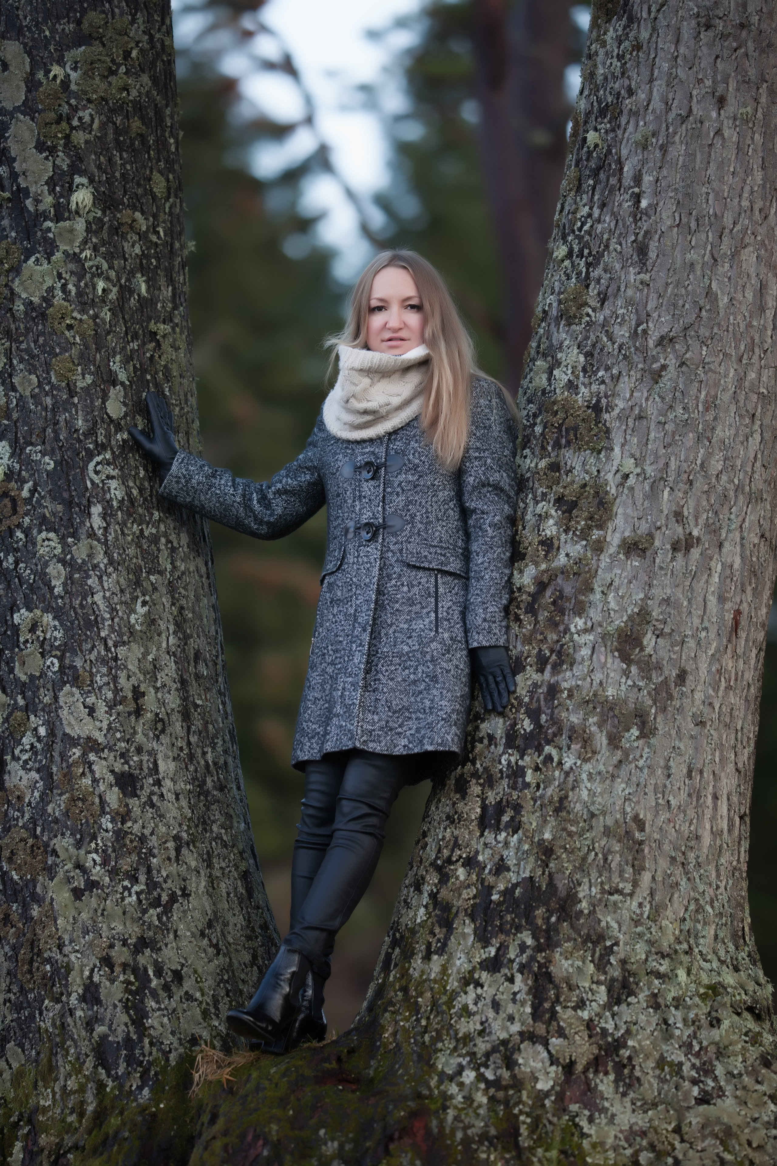 Marina and nude tones. Family and real state photographer in Haugesund Dina Vikra