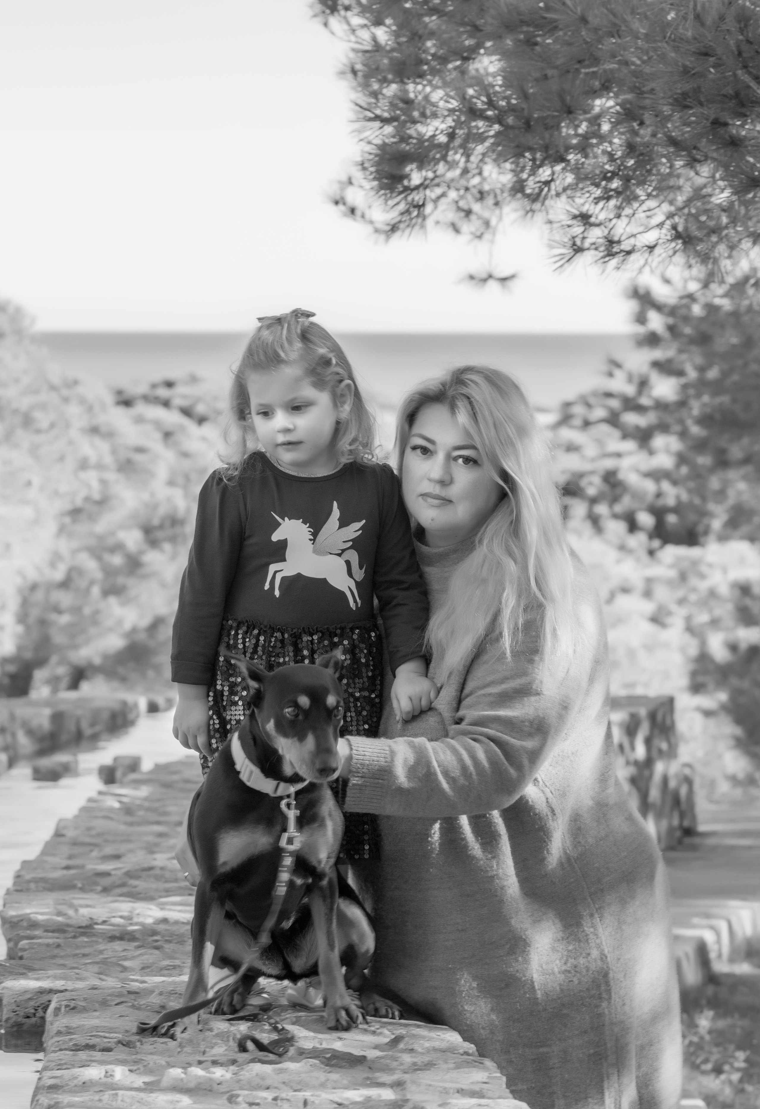 Vera. Family and real state photographer in Haugesund Dina Vikra