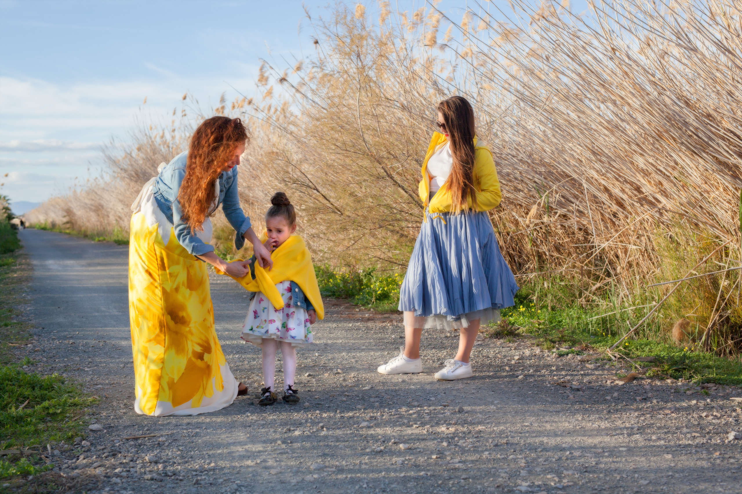 On the lake. Family and real state photographer in Haugesund Dina Vikra