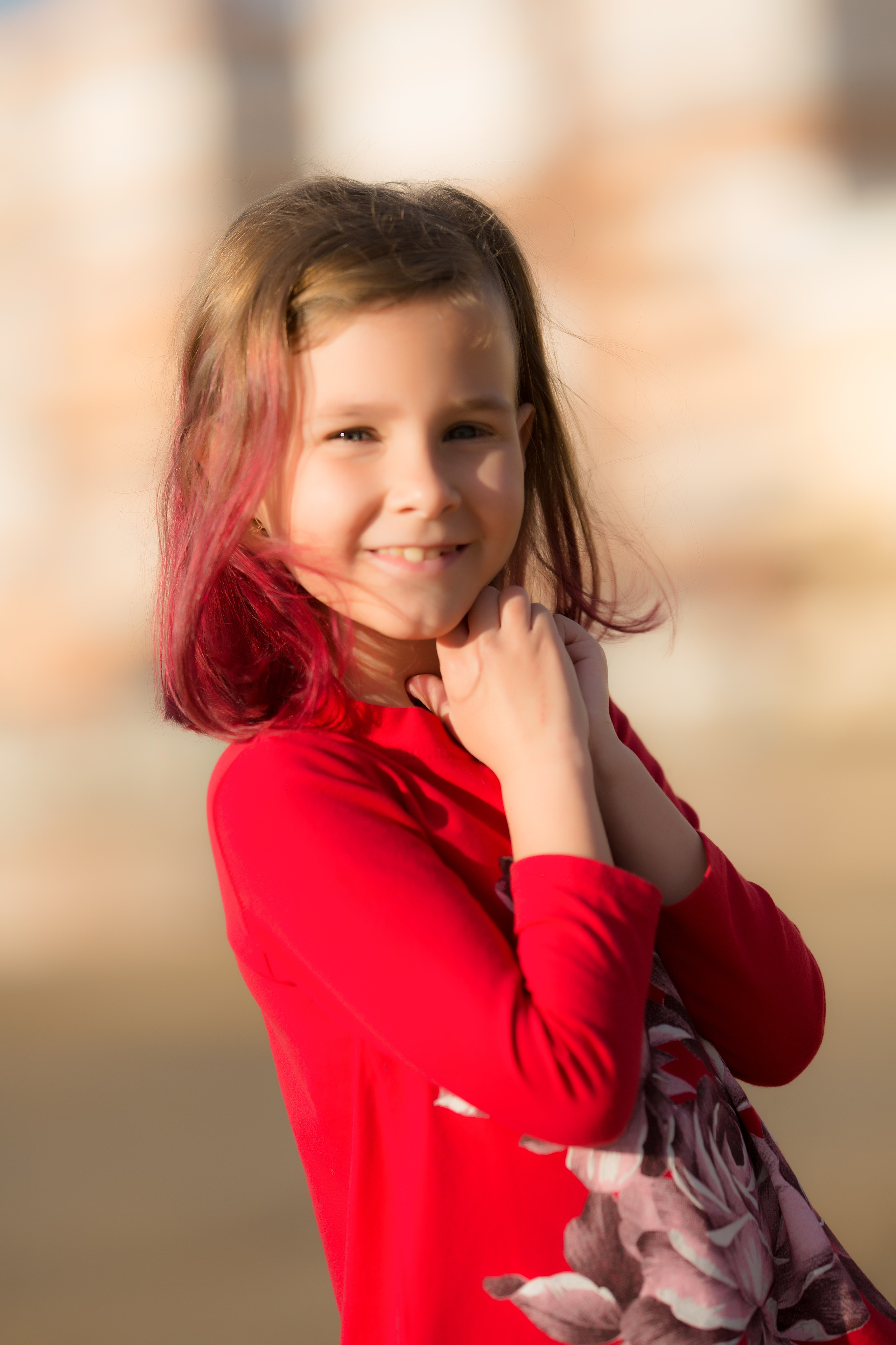 Smile. Family and real state photographer in Haugesund Dina Vikra