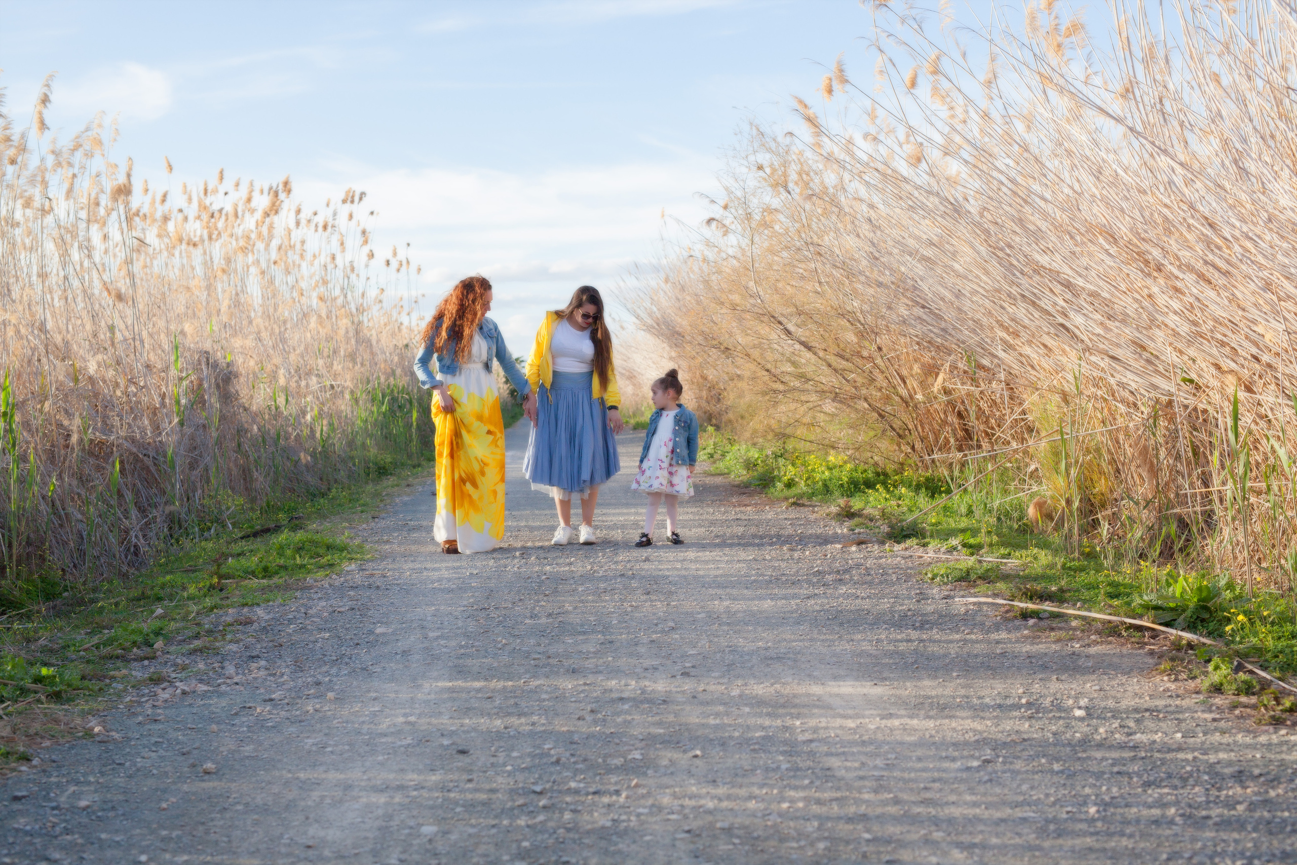 On the lake. Family and real state photographer in Haugesund Dina Vikra
