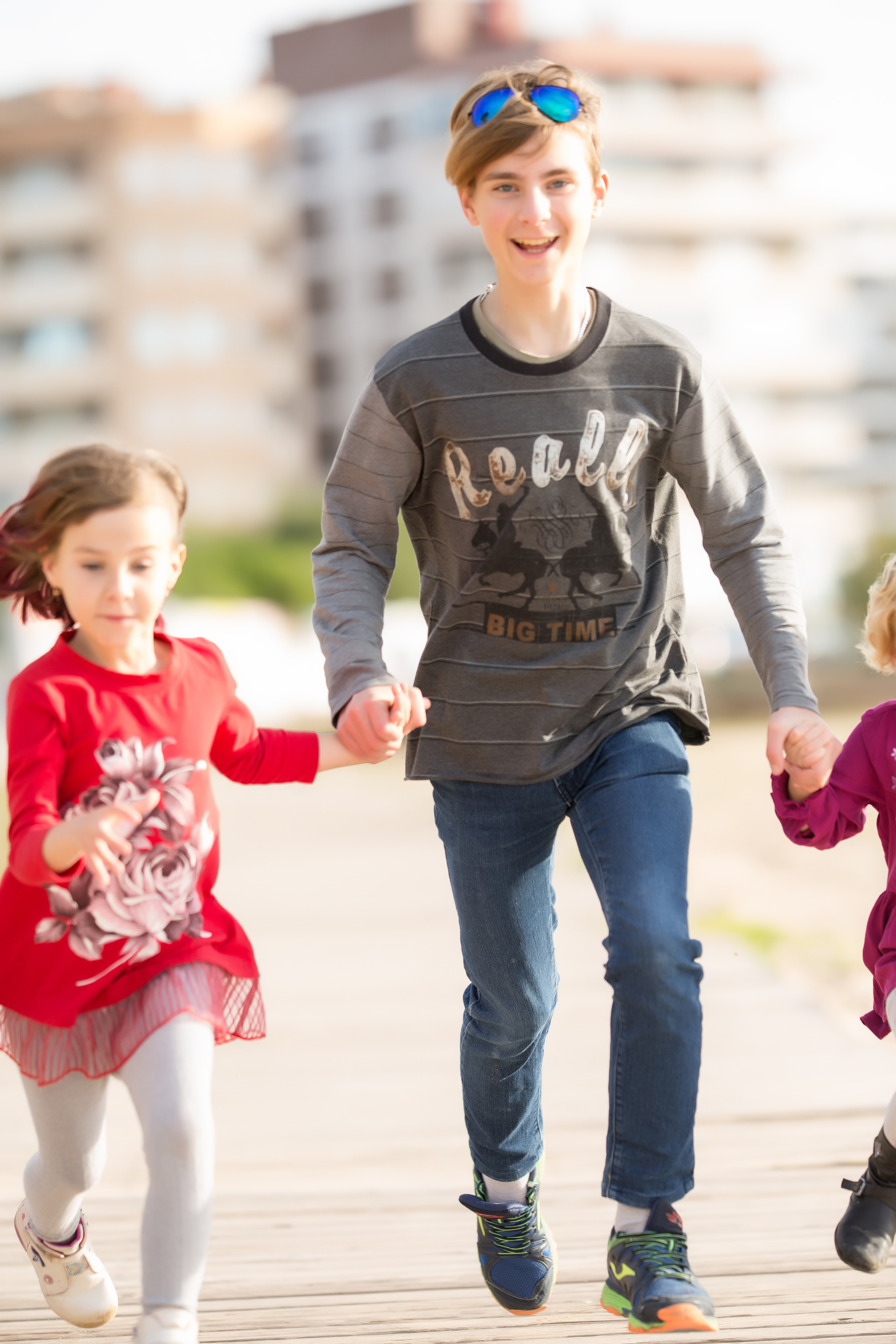 Smile. Family and real state photographer in Haugesund Dina Vikra