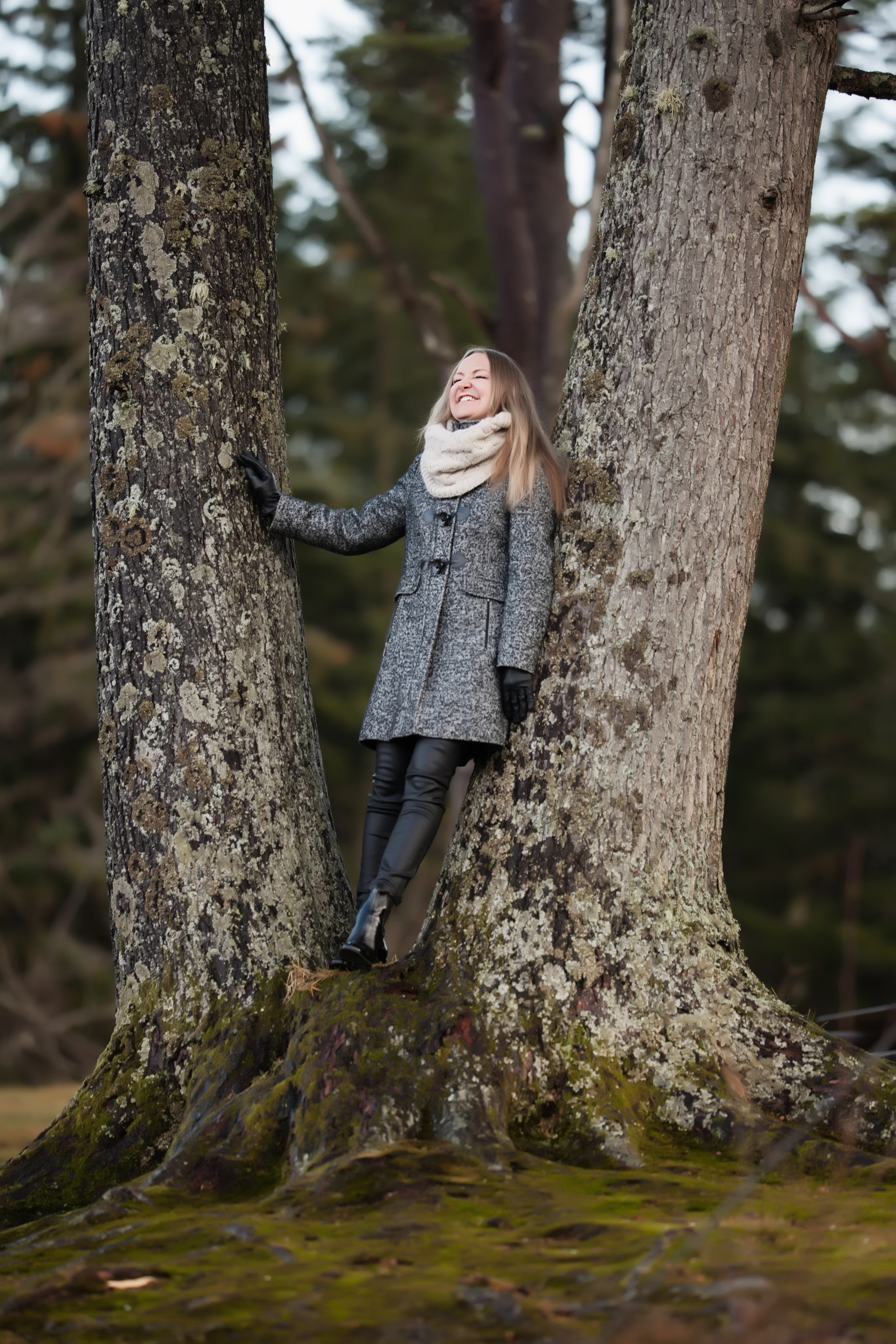 Marina and nude tones. Family and real state photographer in Haugesund Dina Vikra