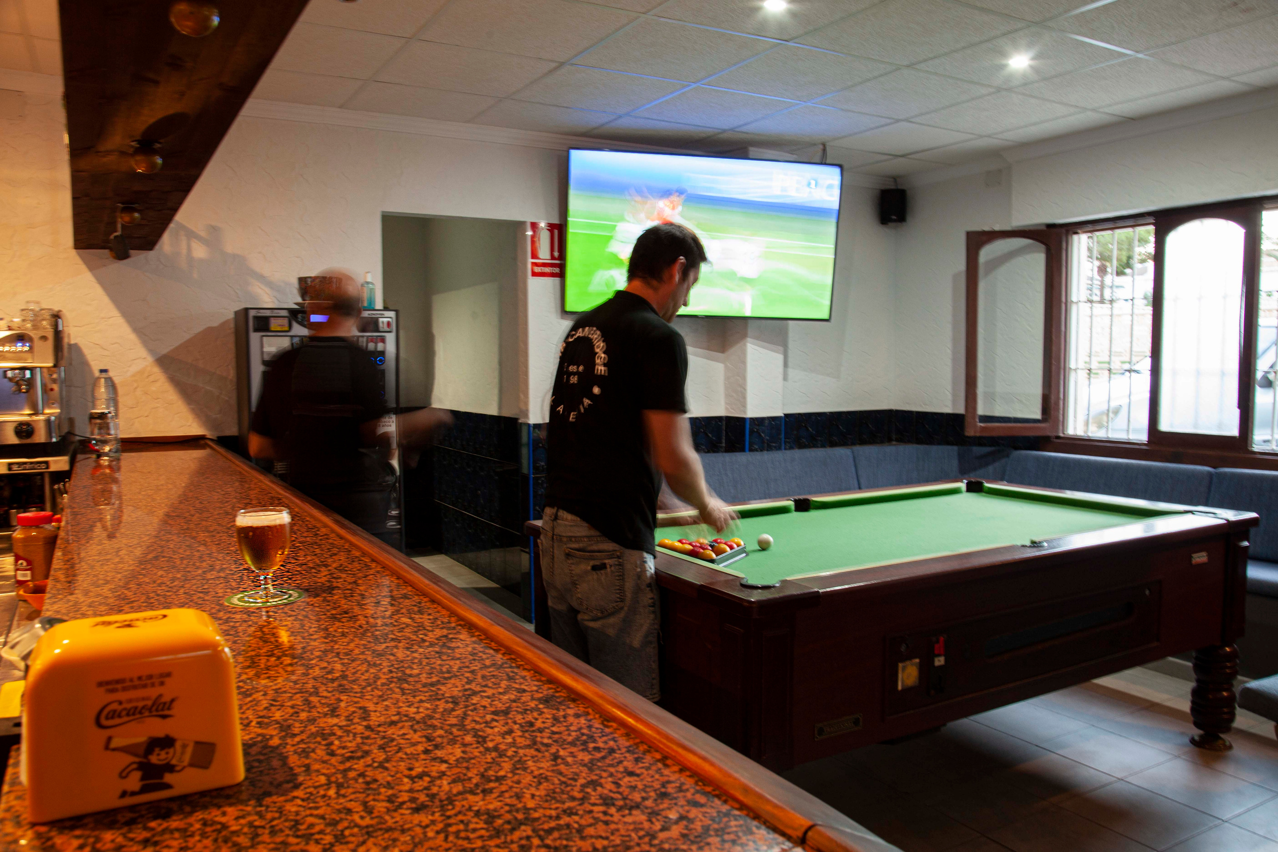 Beach bar. Family and real state photographer in Haugesund Dina Vikra