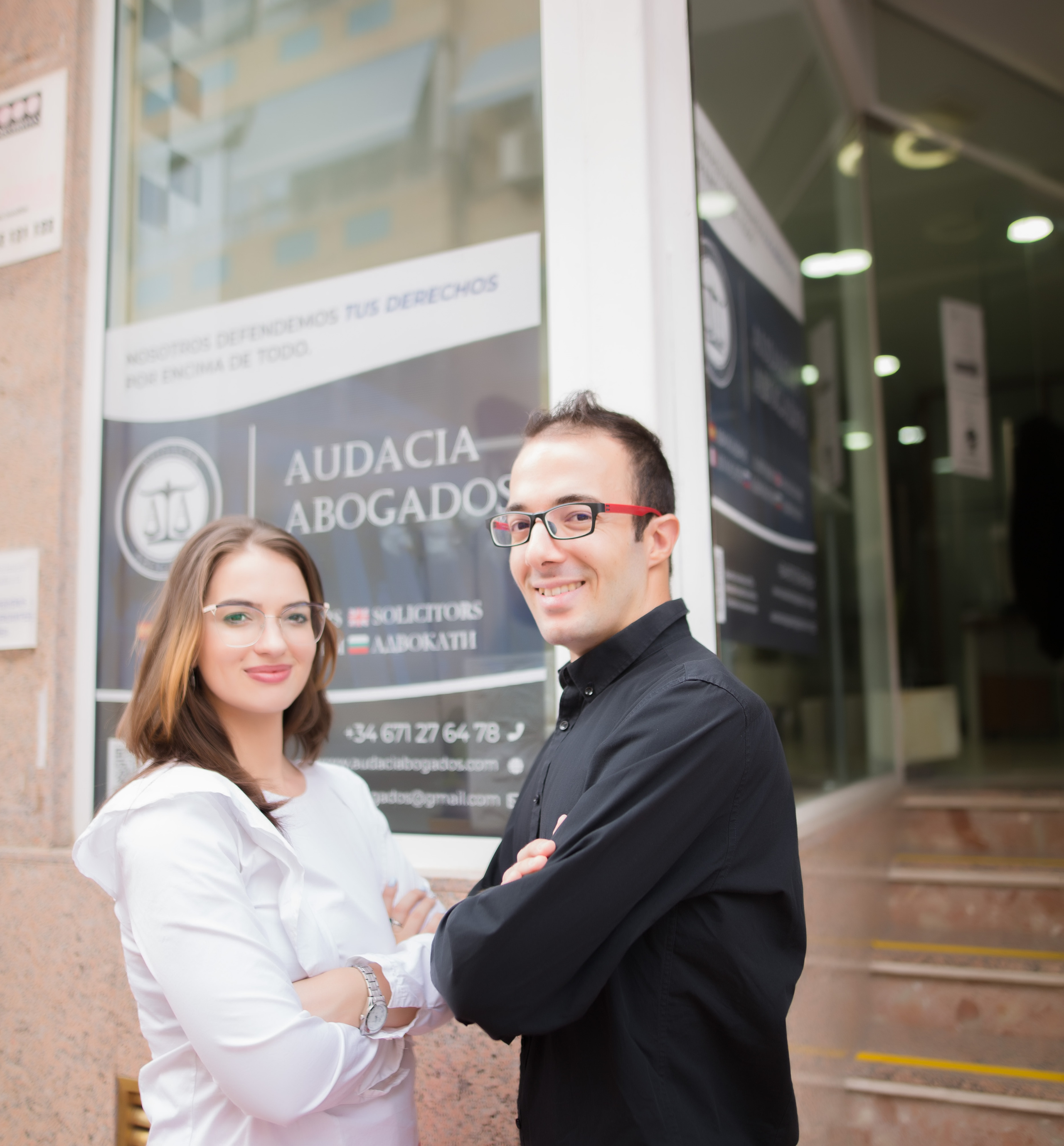 Lawyer. Family and real state photographer in Haugesund Dina Vikra